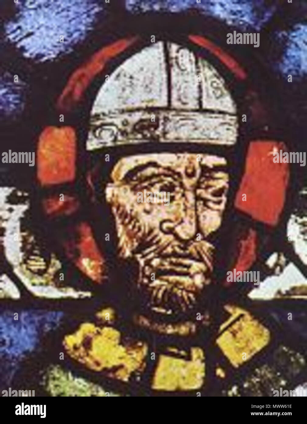 . Thomas Becket (d'une fenêtre de la Cathédrale de Cantorbéry) C'est en fait pas une représentation médiévale de Thomas Becket, mais une fabrication par Samuel Caldwell Jr, datant de 1919. Il fait partie de la fenêtre nVII dans le déambulatoire de la chapelle de la Trinité en:La Cathédrale de Canterbury, la plupart, sinon toutes, les dates de 1949, conçue dans un style médiéval de façon convaincante par le groupe Calwell Jr. est constitué à partir de quelques fragments de verre médiéval et moderne en verre et beaucoup peint gravé à l'acide de regarder anciennes. Alors que la tête est une pièce médiévale datant de la fin du 12e et au début du xiiie siècle, sa provenance n'est pas clair et il Banque D'Images