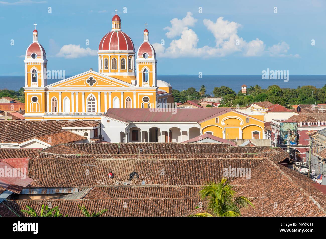 La Cathédrale de Grenade vue depuis le clocher de l'église de La Merced, Granada, Nicaragua, Amérique Centrale Banque D'Images