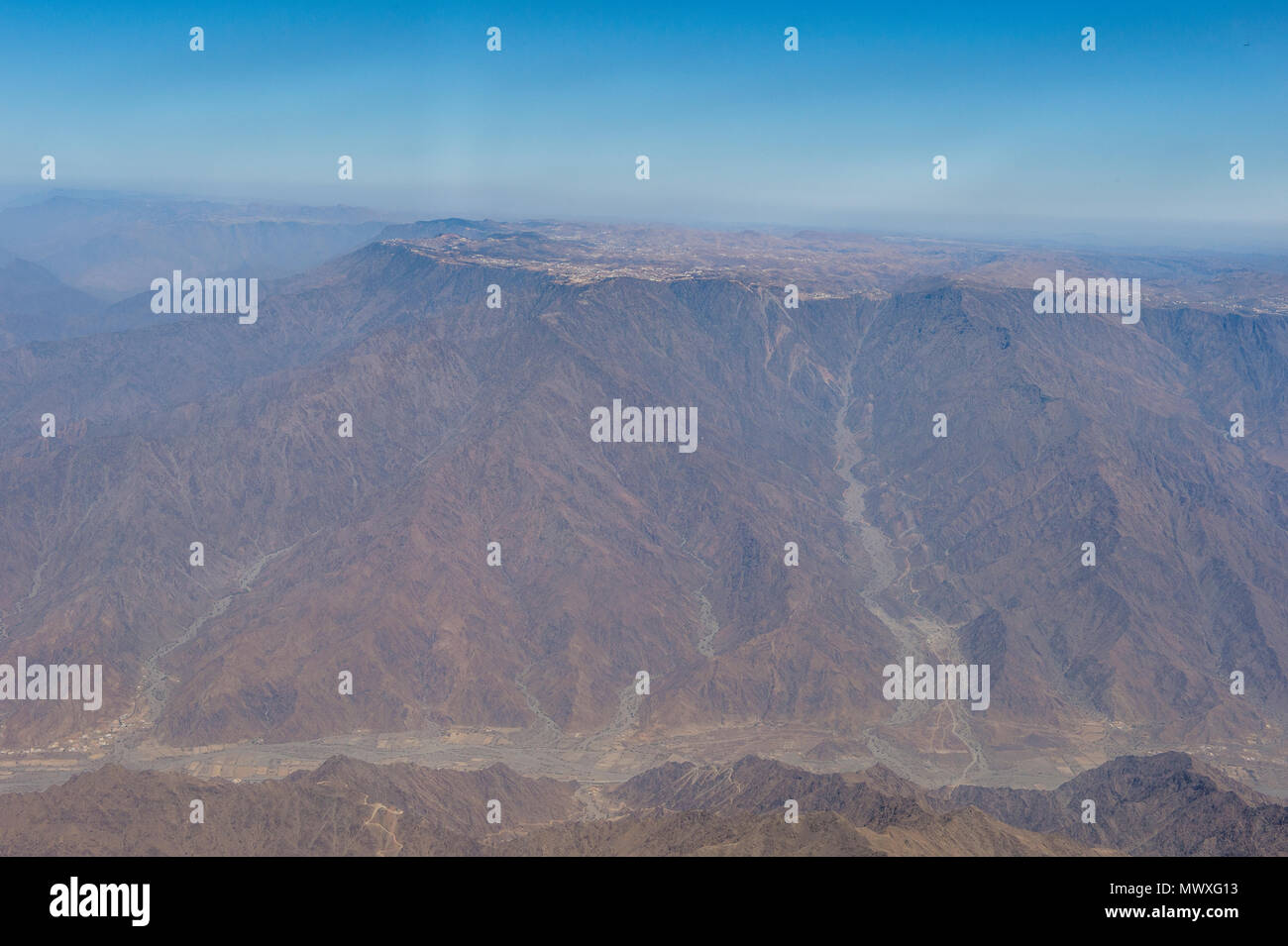 Vue aérienne de la région montagneuse autour de Abha, Arabie saoudite, Moyen Orient Banque D'Images