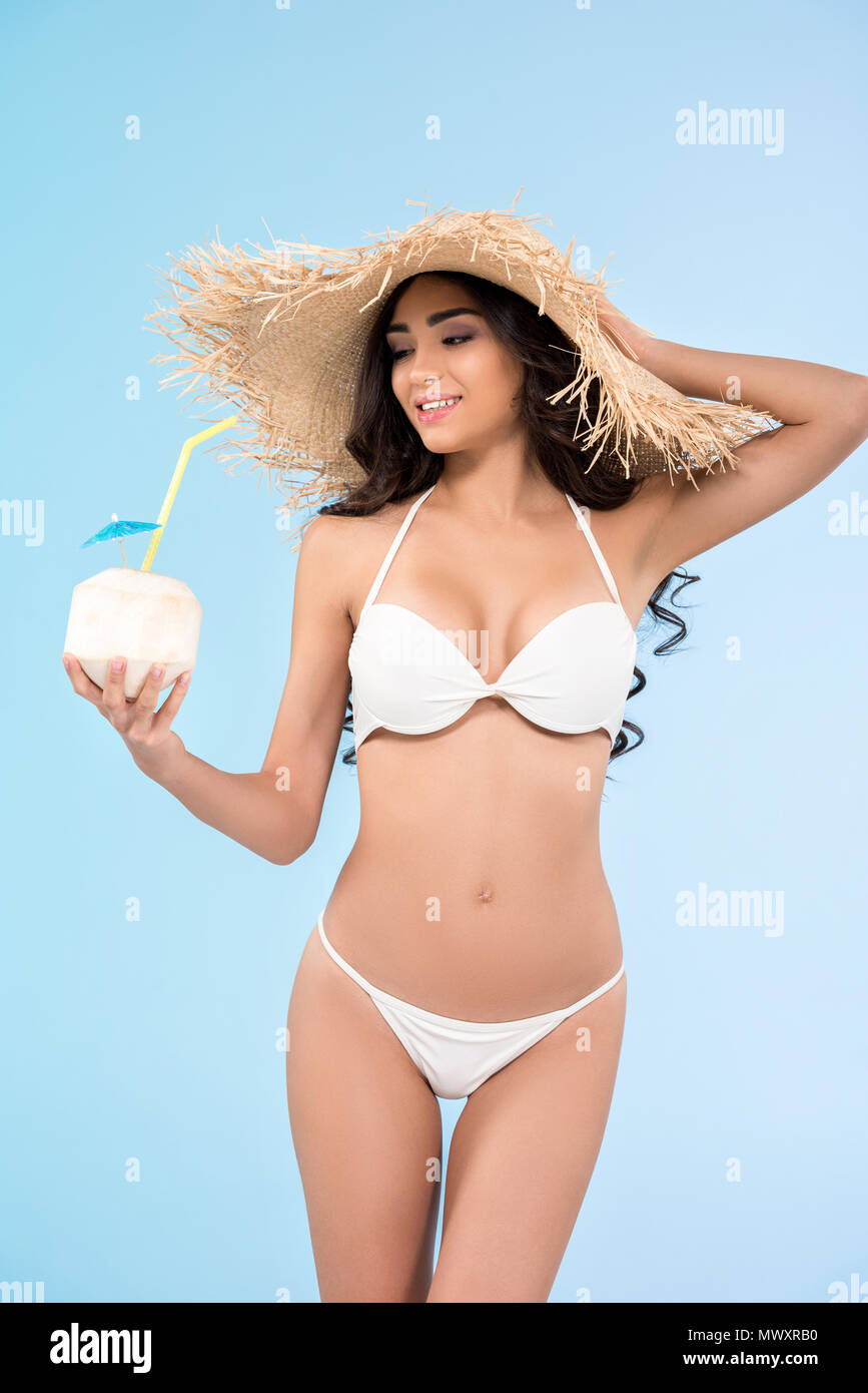 Slim girl in bikini Banque de photographies et d'images à haute résolution  - Alamy