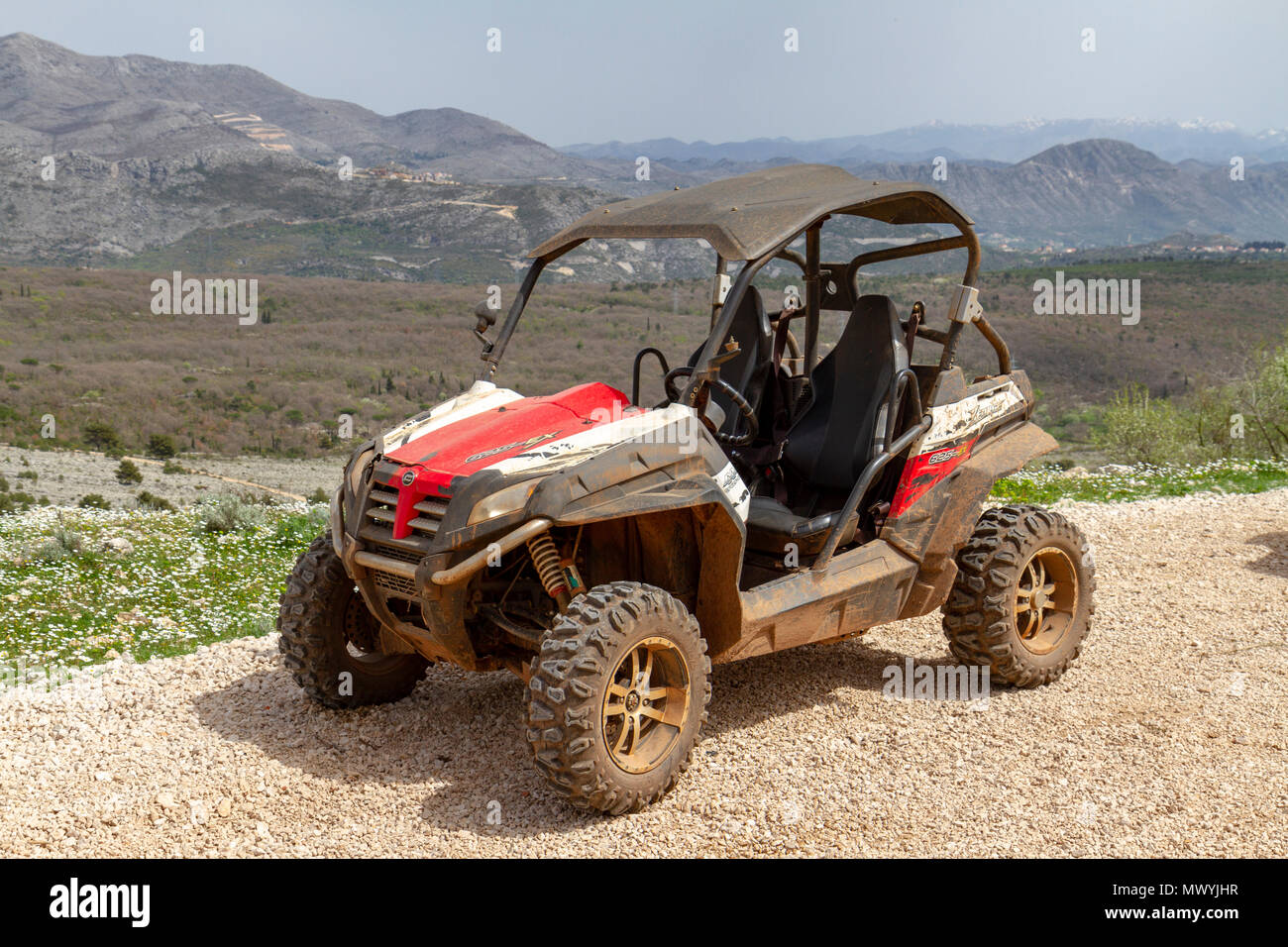 Cfmoto atv Banque de photographies et d'images à haute résolution - Alamy