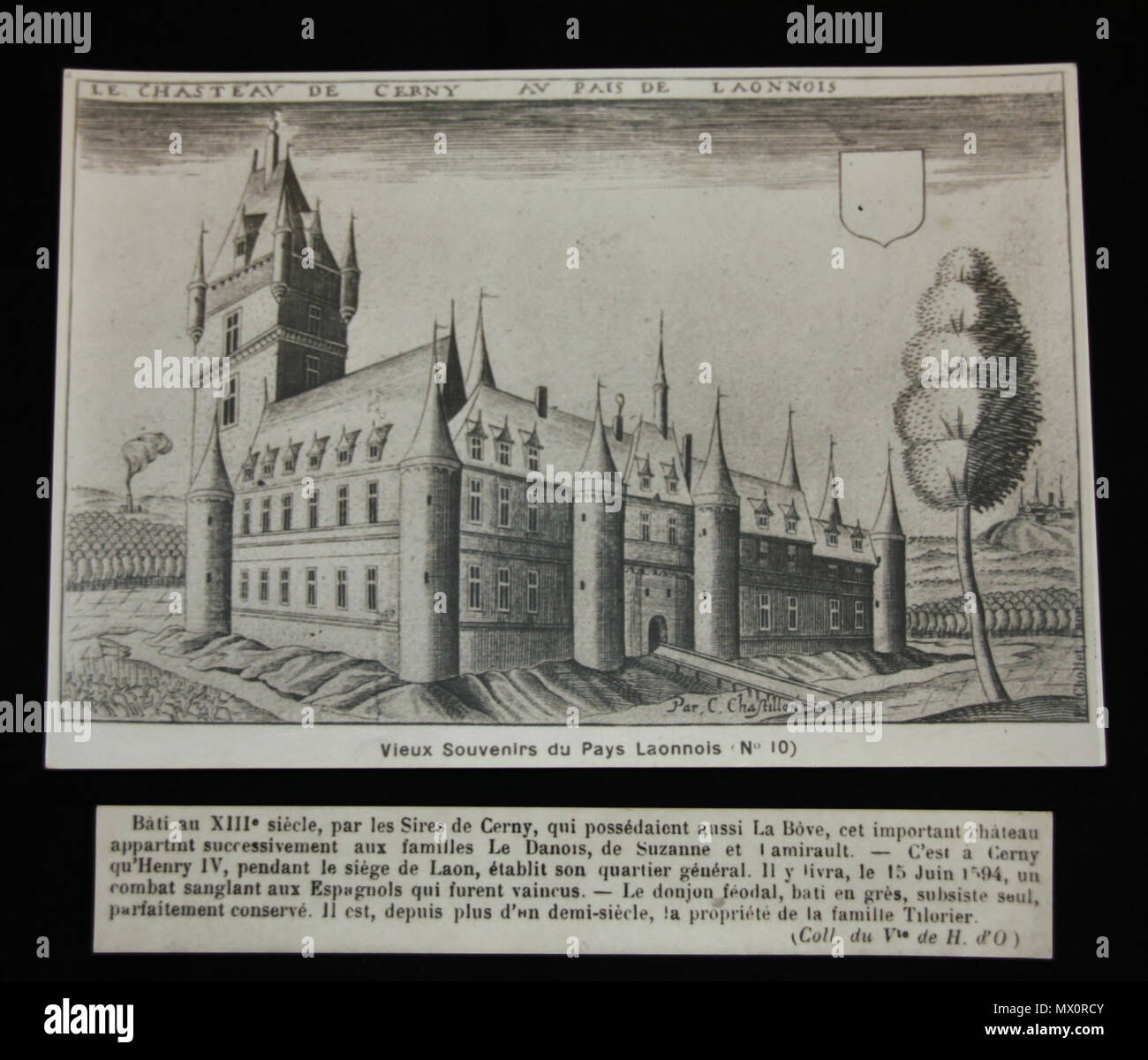 . English : tel était le Château de Cerny-les-Bucy . 24 juin 2011. par C. Chastillon (en bas à droite) 125 CHÂTEAU DE CERNY LES BUCY Banque D'Images