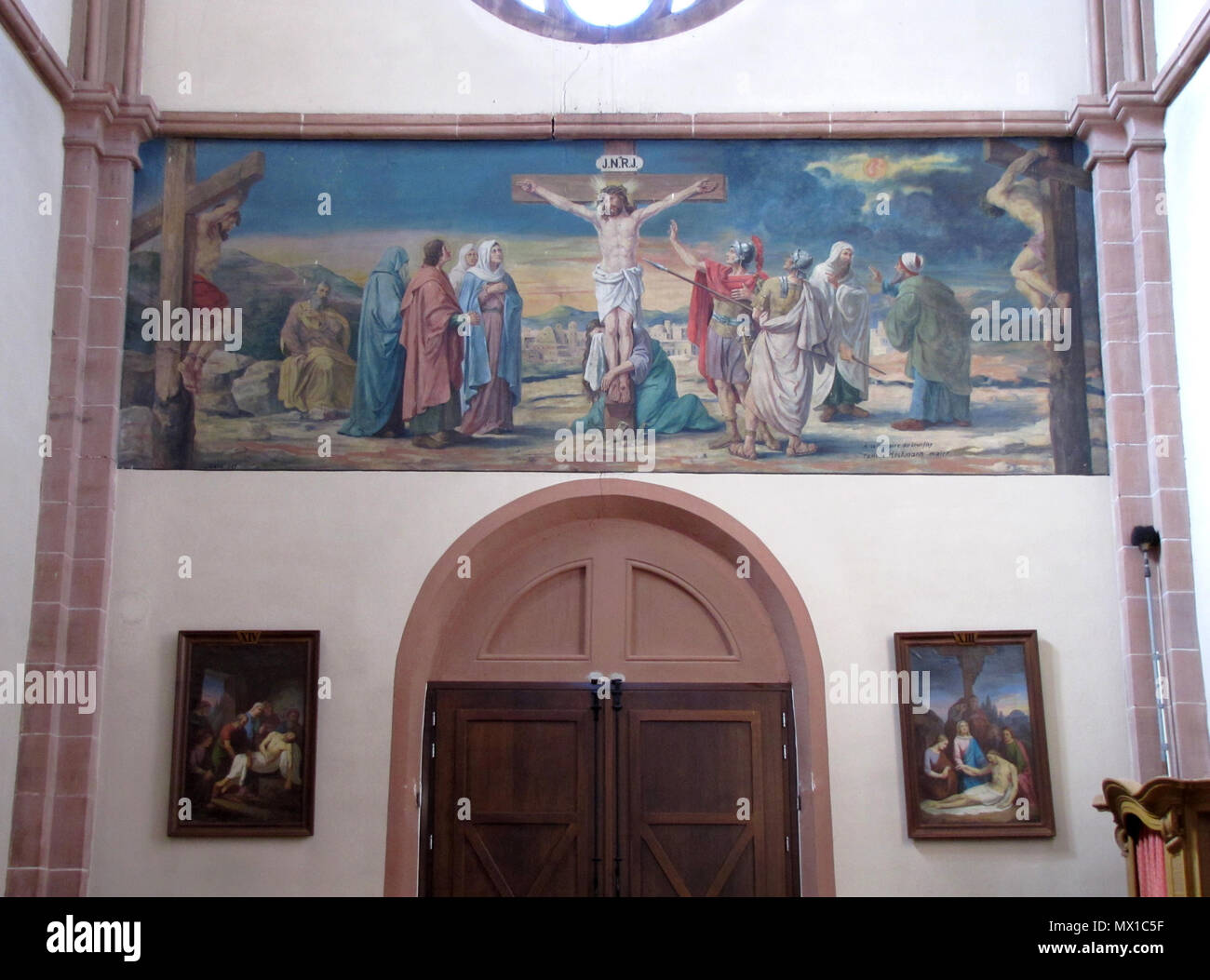. English : Alsace, Bas-Rhin, Église Saint-Cyriaque de Dauendorf (IA00061624). Fresque 'Crucifixion' (Charles JAEG, 1929) : Cet objet est indexée dans la base Palissy, base de données du patrimoine mobilier français du ministère français de la culture, sous la référence IM67001748. Brezhoneg | Français | Deutsch | English | Español | Français | English | Deutsch | Italiano | Português | Plattdüütsch |  +/- . 3 août 2012. © Ralph Hammann - Wikimedia Commons 154 Dauendorf StCyriaque 24 Banque D'Images