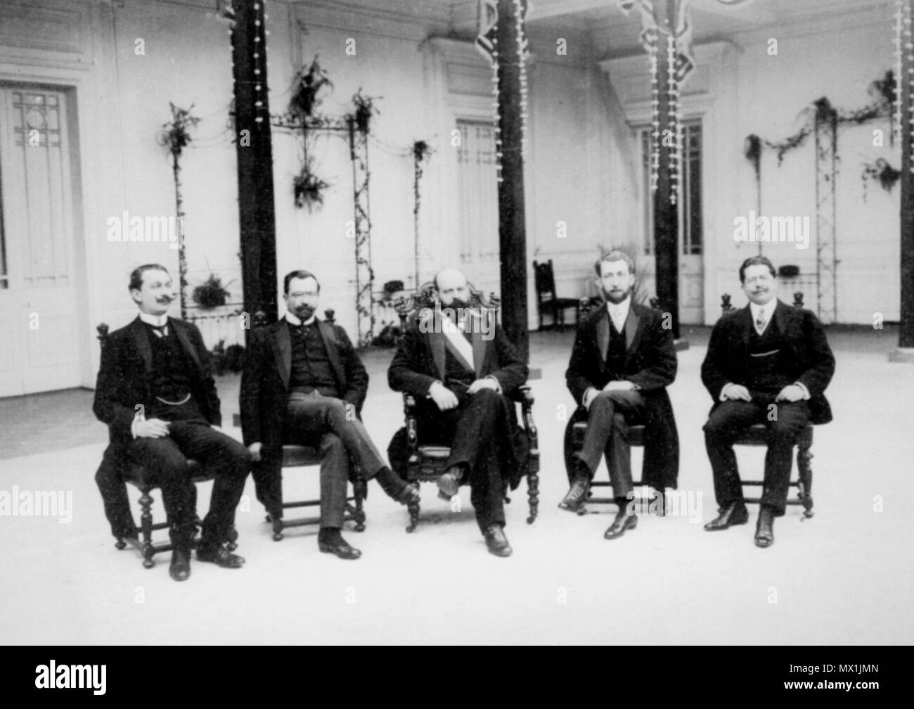 . Emiliano Figueroa Larraín (Chili, 12 de julio de 1866 - Santiago, 16 de mayo de 1931). Presidente de la República de Chile. 1910. Desconocido - Universidad de Chile. 209 ministres y Figueroa Pdte Banque D'Images