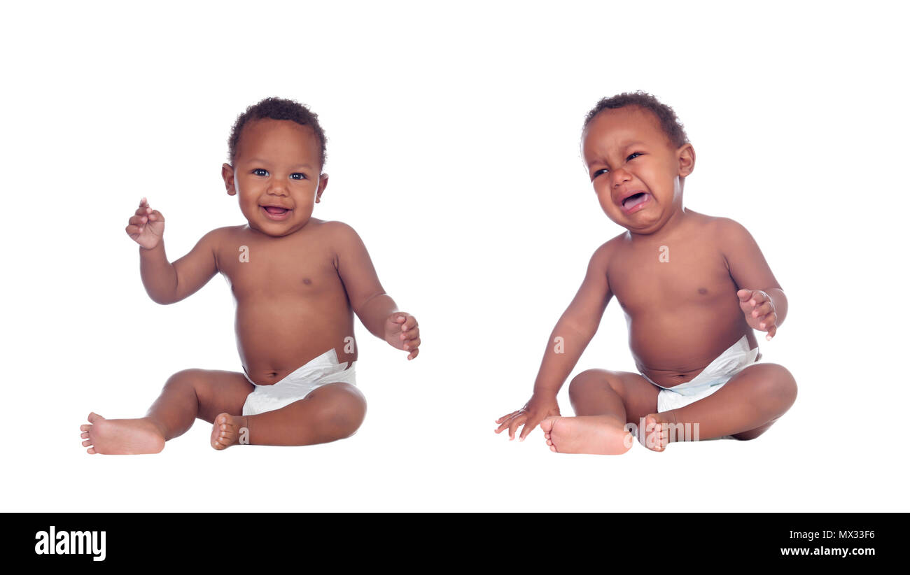 Bebes Jumeaux Africains Isole Sur Fond Blanc Photo Stock Alamy