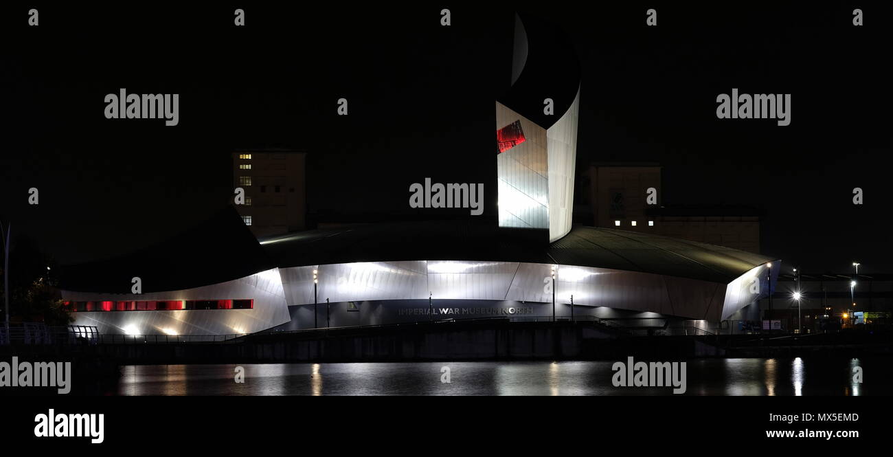 La guerre du Nord. Salford Quays. Media City. Banque D'Images