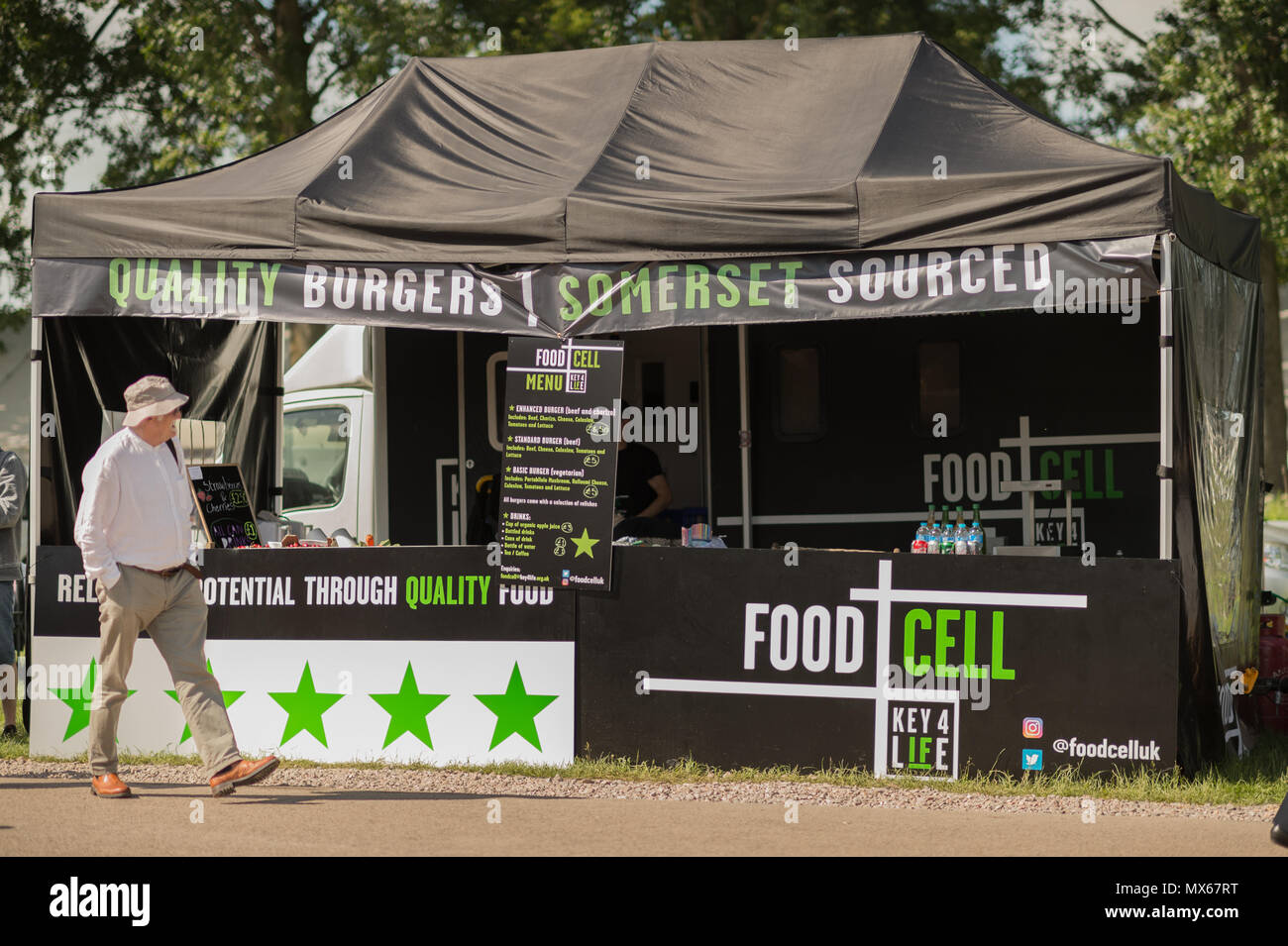 Shepton Mallet, UK, 2e juin 2018. Cellule alimentaire bar burger à la 155e baignoire et West Show 2018, James Thomas/Alamy Live News Banque D'Images