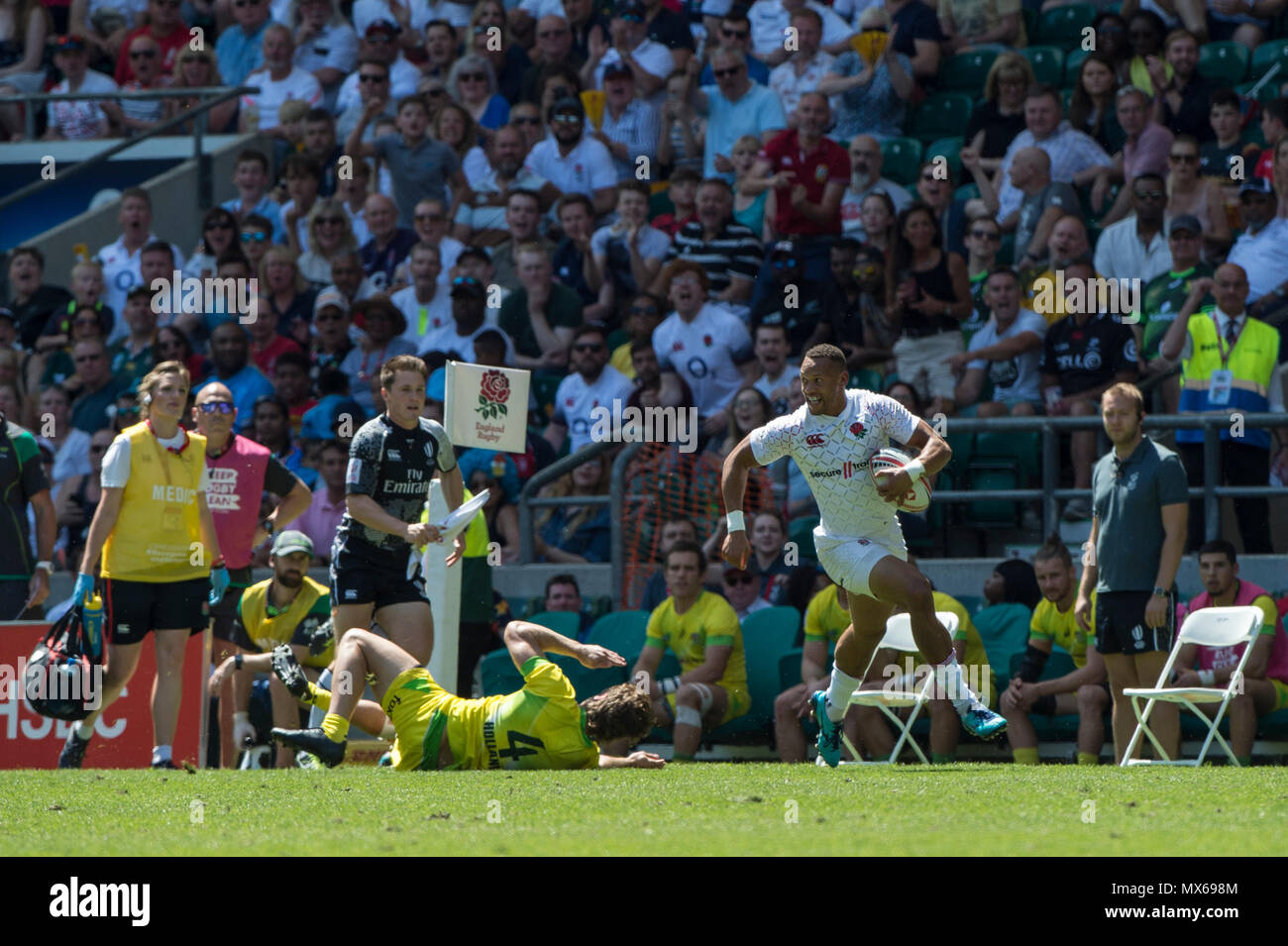 London, Royaume-Uni, 3e juin 2018, HSBC London Sevens Series, Jeu 32 Cup Quart de finale. L'Australie contre l'Angleterre, l'Angleterre, Dan NORTON, se brisant sur l'aile, au cours de la Rugby 7's, le match, joué au stade de RFU, Twickenham, Angleterre, © Peter SPURRIER/Alamy Live News Banque D'Images