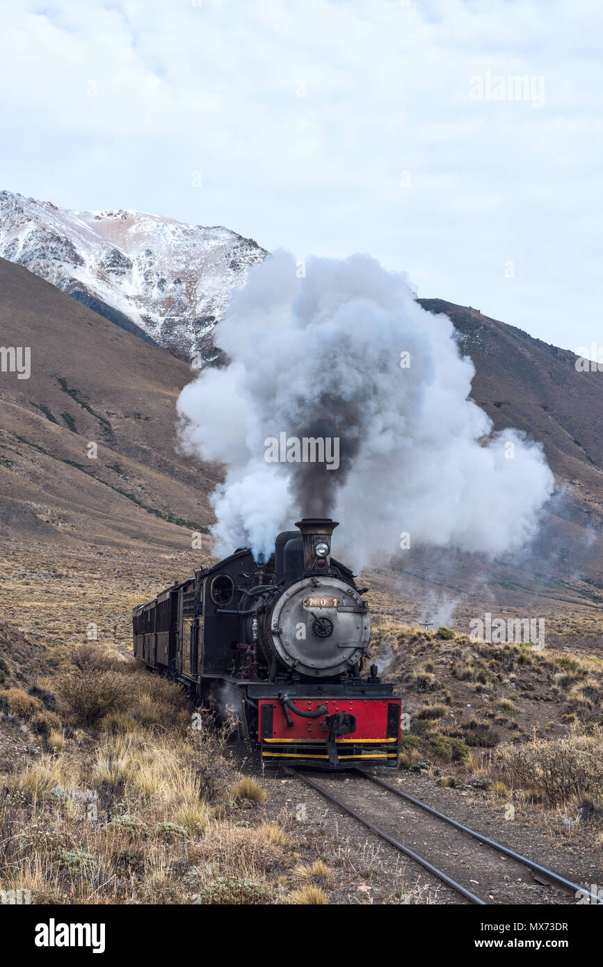 Esquel, Argentine - le 28 avril 2018 : La Trochita (nom officiel : Viejo Expreso Patagonico), en anglais connu comme la vieille Patagonian Express, est un 750 mm Banque D'Images