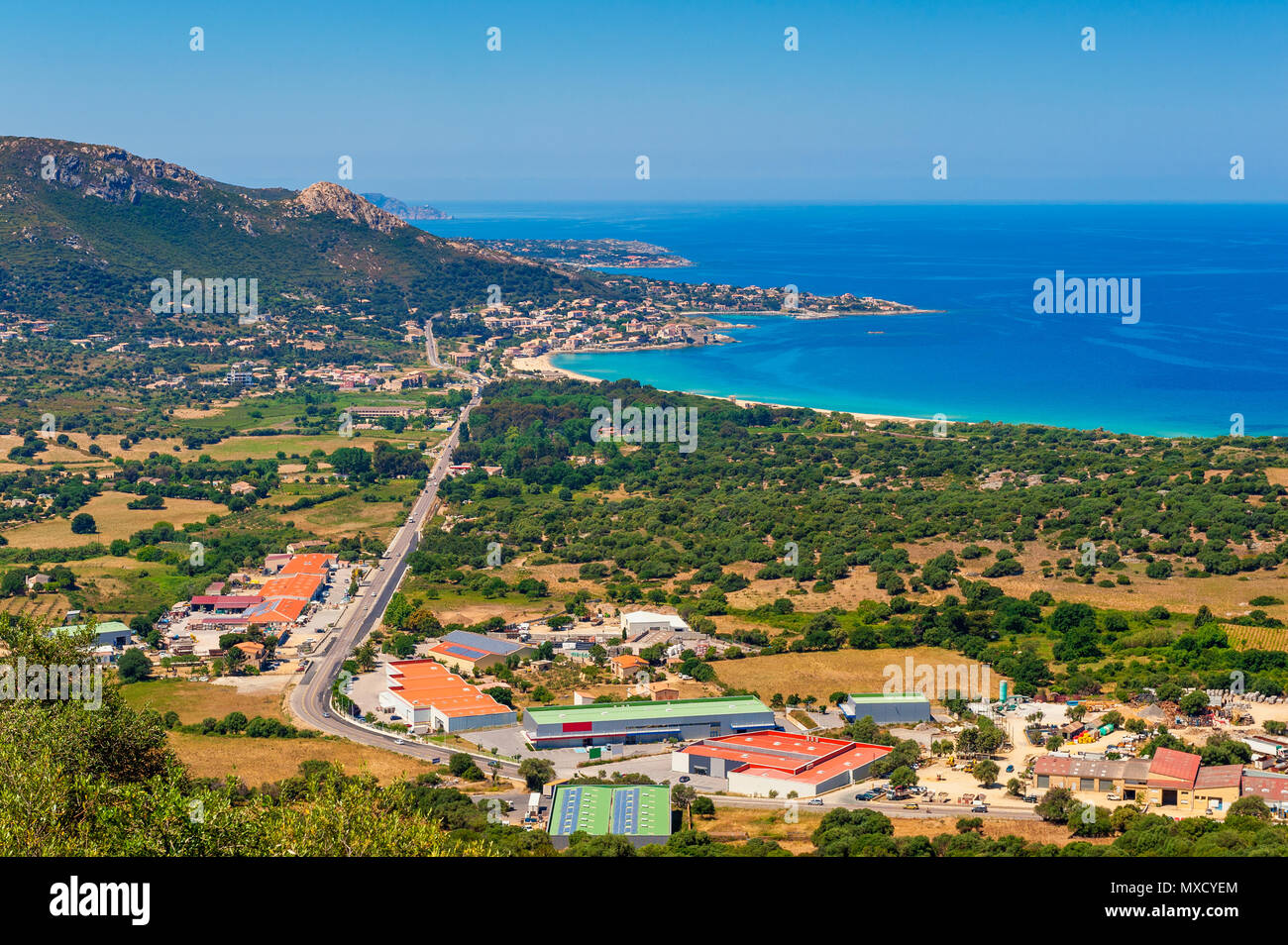 High angle view sur le village d'Algajola, Corse, France Banque D'Images