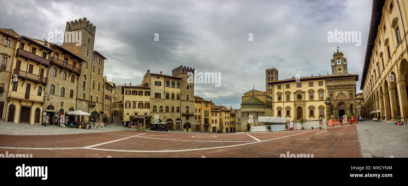 Place principale de Arezzo, Toscane Italie Banque D'Images
