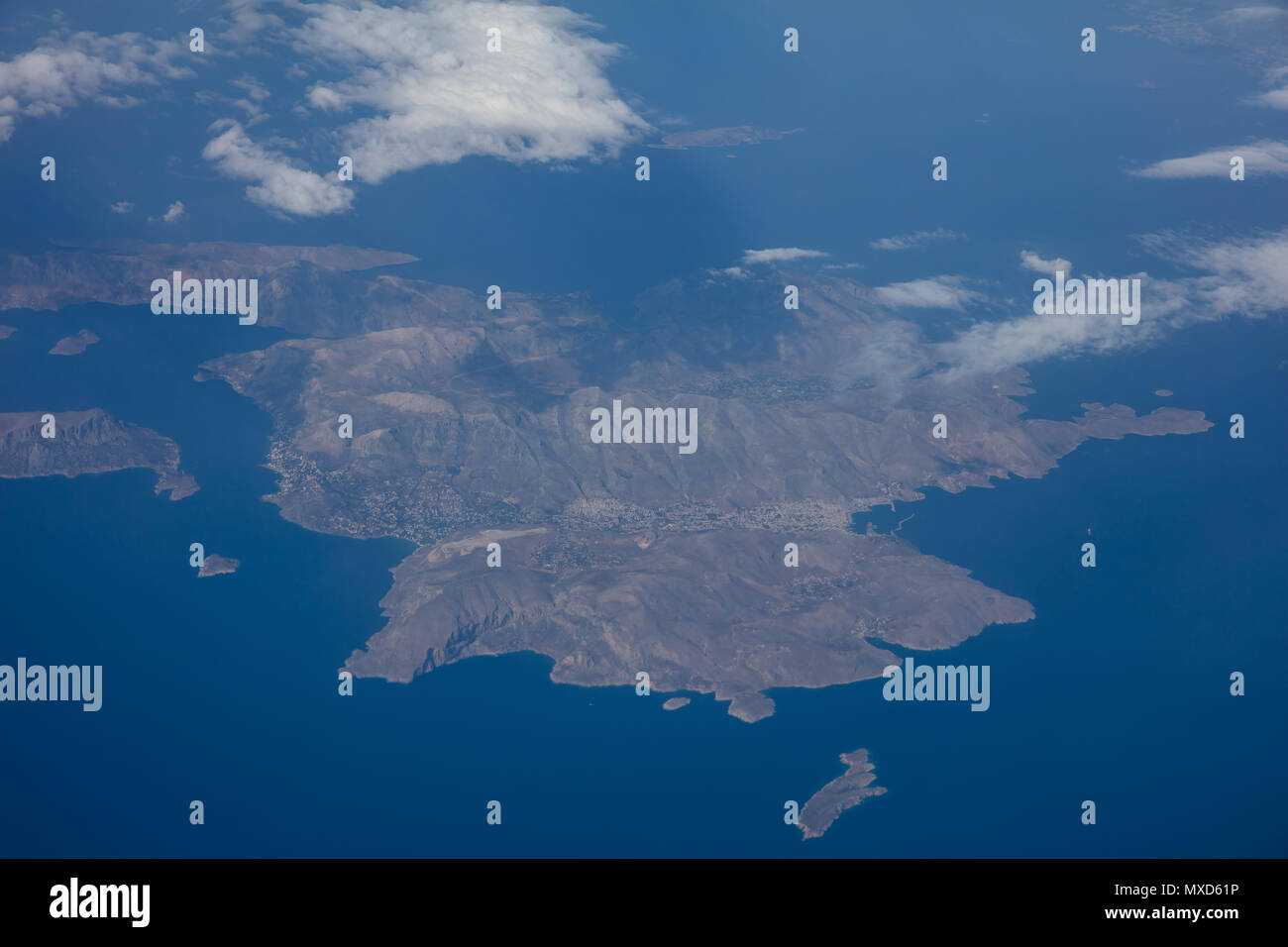 L'île de Kalymnos, Grèce. Vue aérienne d'un avion. Banque D'Images