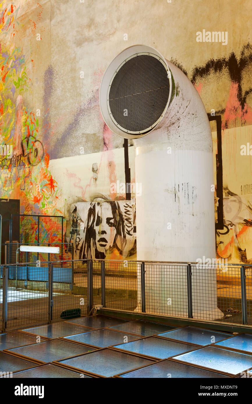 Ventilation au Centre Pompidou Banque D'Images