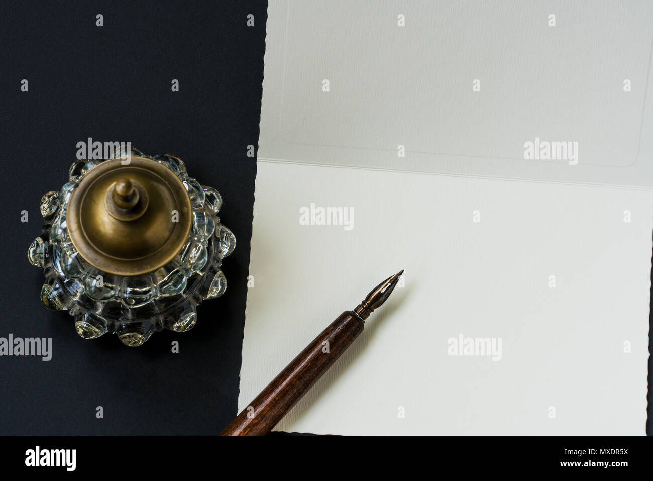 Stylo-plume, encrier, lettre Banque D'Images