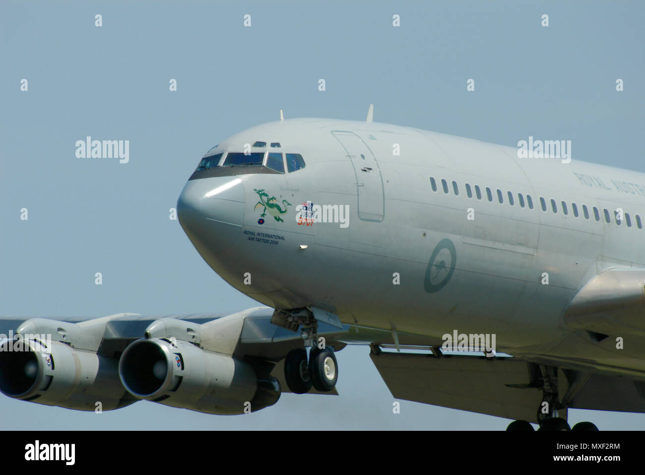 Royal Australian Air Force Boeing 707. 33, 33e Escadron sqn RAAF. Royal International Air Tattoo 2006 Fairford un marquage particulier. Castlereagh. Art Dragon Banque D'Images