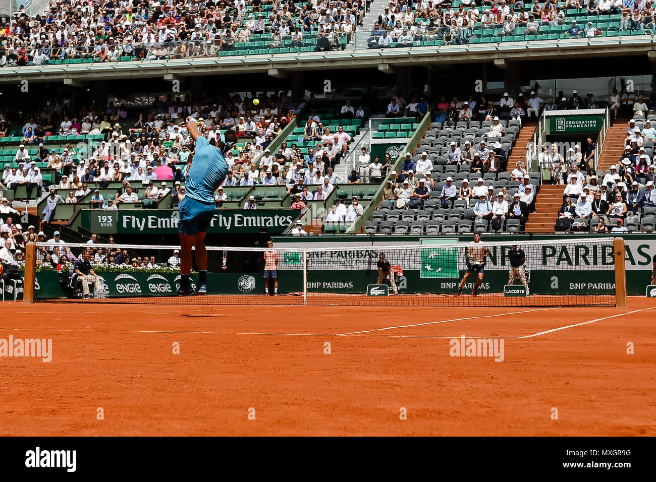Paris, France. 4 juin, 2018. Rafael Nadal de l'Espagne pendant 9 jours à l'Open de France 2018 à Roland Garros. Crédit : Frank Molter/Alamy live news Banque D'Images
