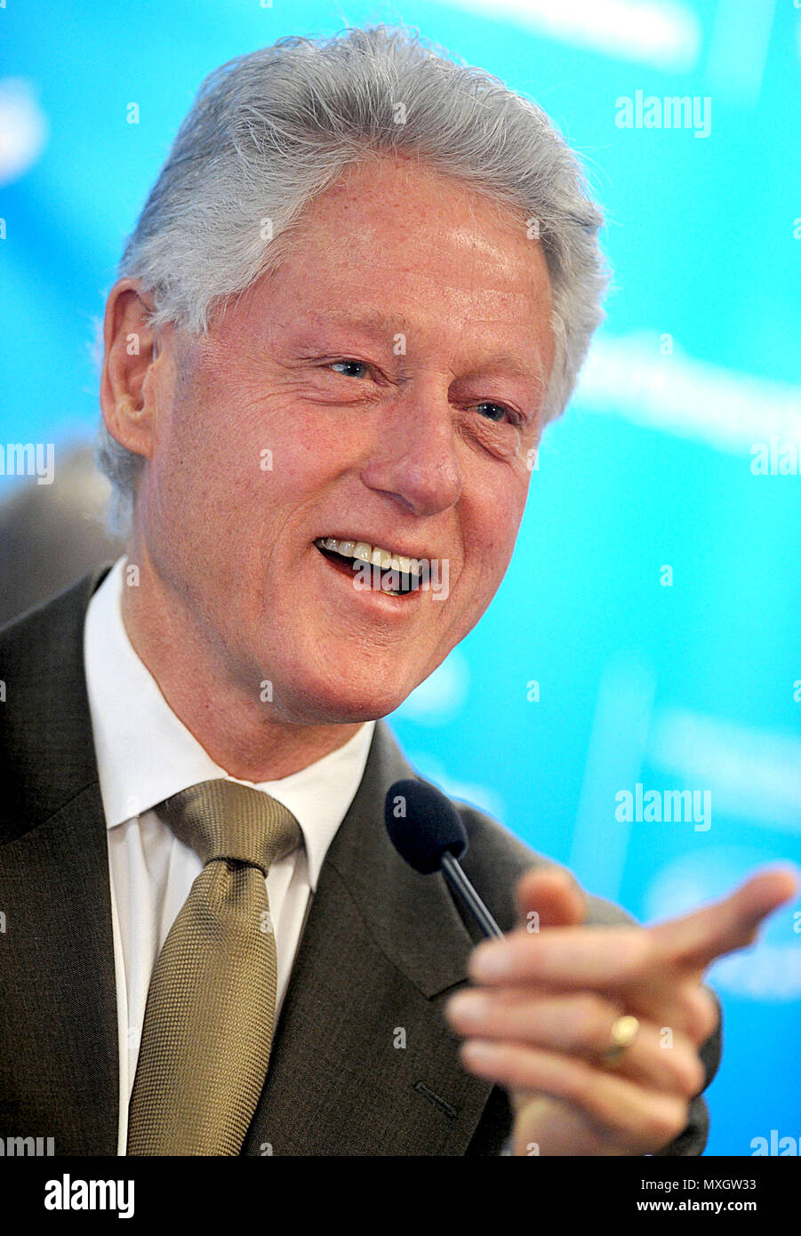 ***PHOTO*** Bill Clinton n'a pas présenté ses excuses à Monica Lewinsky et réclamations a bien fait d'aller à l'Office. Bill Clinton assiste à la conférence de presse de l'Alliance pour une génération en meilleure santé, une initiative conjointe de l'American Heart Association et la Fondation William J. Clinton, à Harlem, New York le 19 février 2009. Crédit : Dennis Van Tine / MediaPunch Banque D'Images