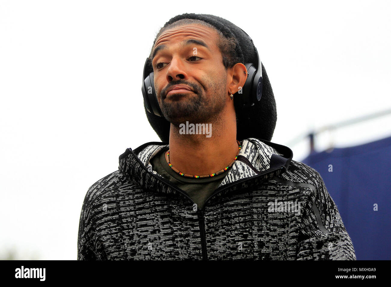 Londres, Royaume-Uni. 4ème Jun, 2018. Dustin Brown de l'Allemagne arrive à Surbiton aujourd'hui. Fuzion 100 2018 trophée Surbiton , événement tennis jour 3 à la raquette de Surbiton et Fitness Club de Surbiton, Surrey, le lundi 4 juin 2018. Ce droit ne peut être utilisé qu'à des fins rédactionnelles. Utilisez uniquement rédactionnel, pic par Steffan Bowen/Andrew Orchard la photographie de sport/Alamy live news Banque D'Images