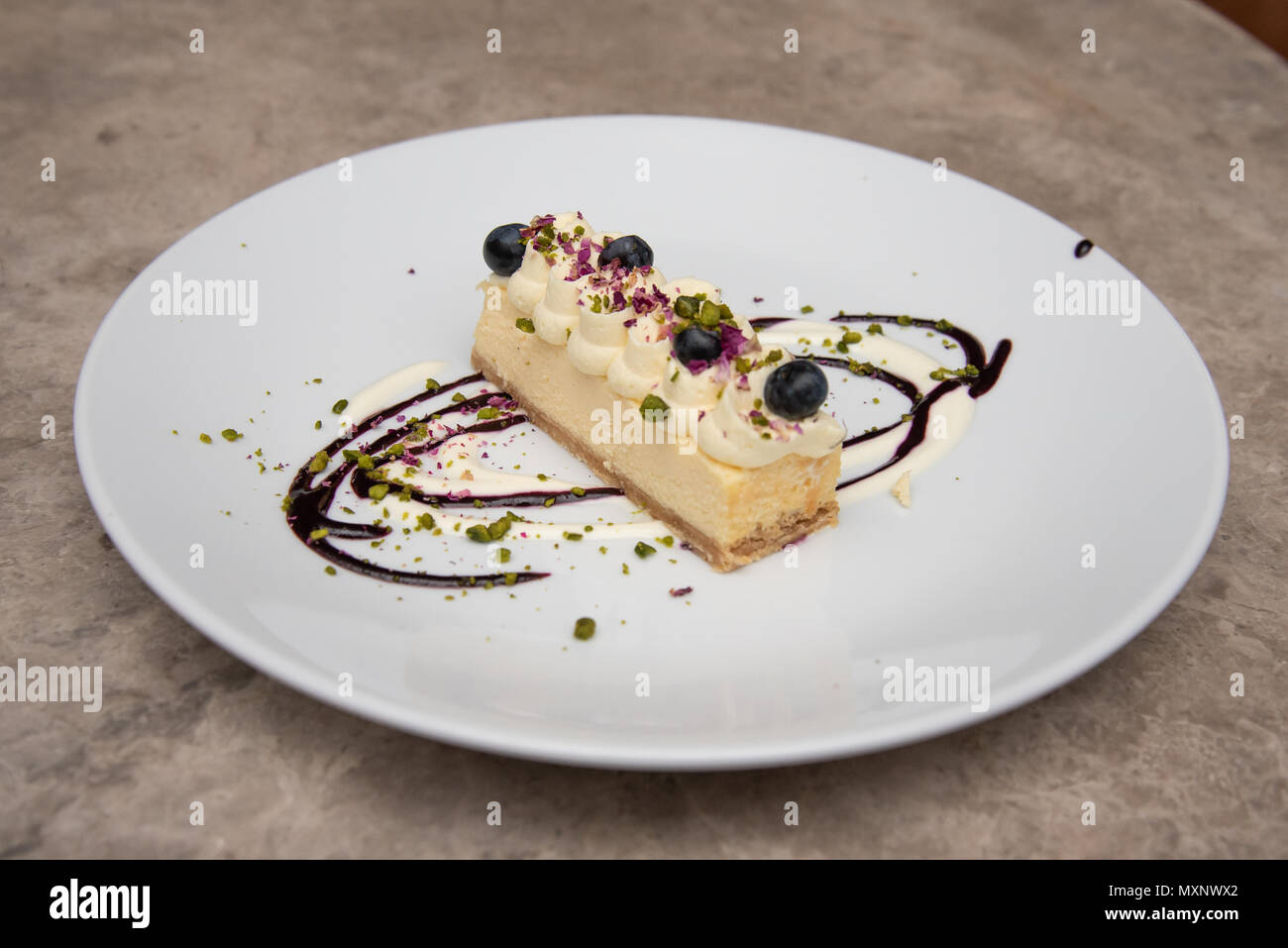 Decadent Dessert Elegant Banque d'image et photos - Alamy