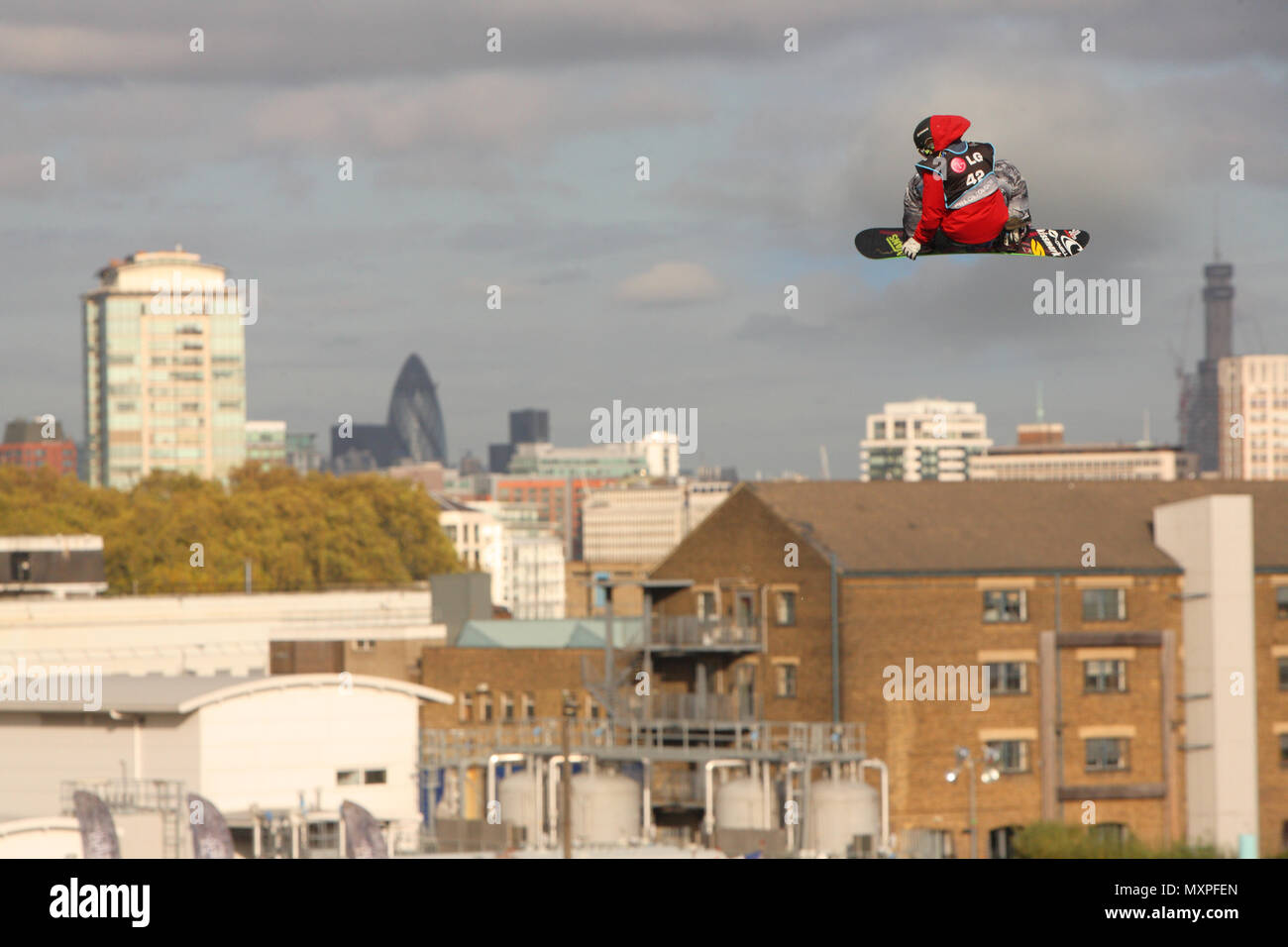 Relentless Freeze Festival 2010, Snowboard, Ski et musique à Battersea Power Station, 30 Octobre 2010 Banque D'Images