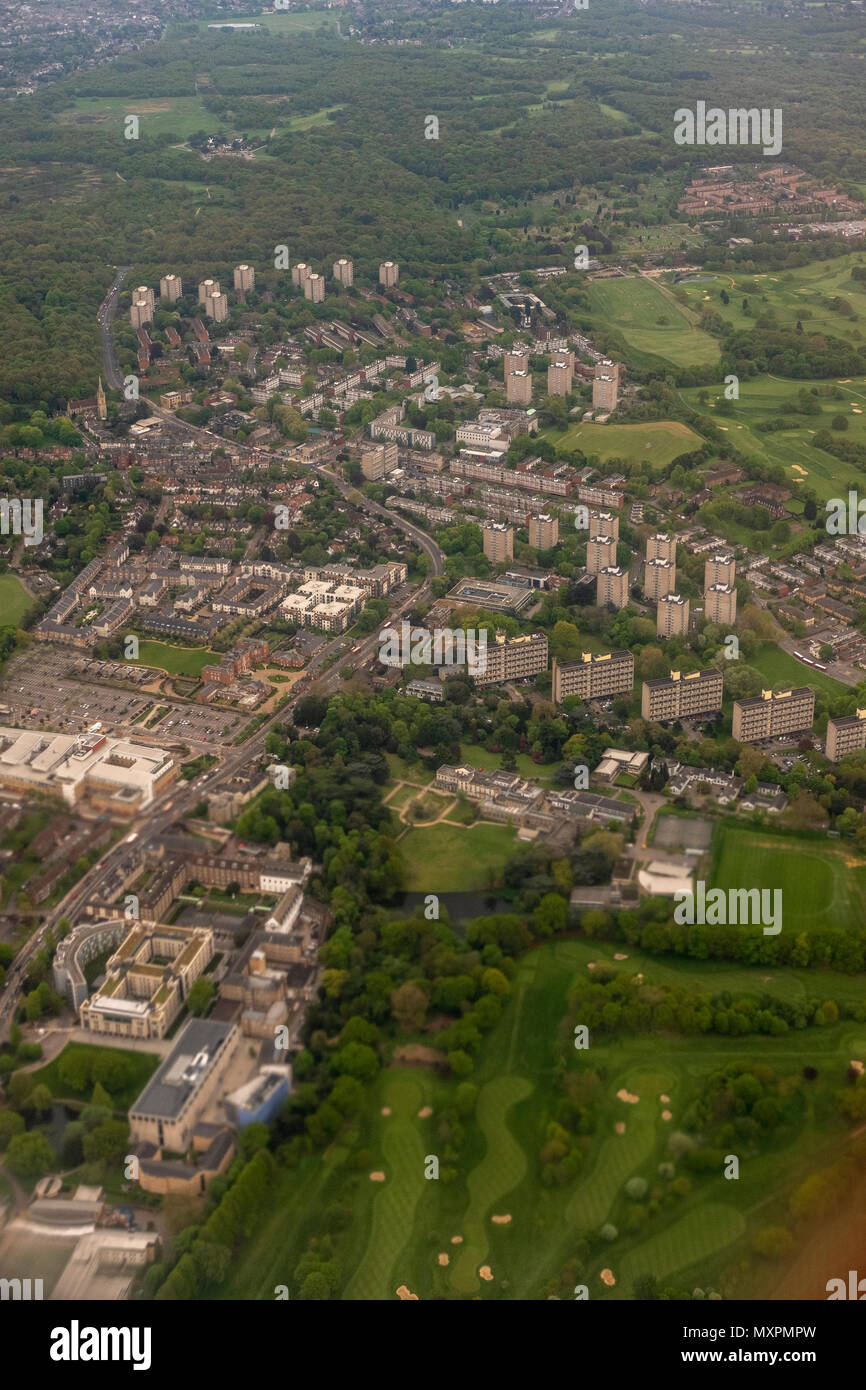 Photo aérienne-conseil, Roehampton Estate,Froebel College,Université de Roehampton, Londres, le golf de Roehampton, Country club-bas à droite, Putn Banque D'Images