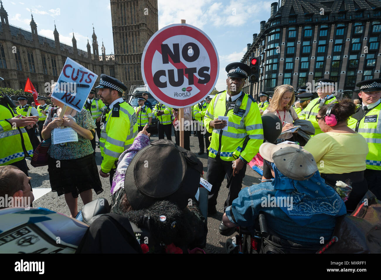 Le pont de Westminster, Londres. 7 septembre 2016. L'étape de manifestants une manifestation sur le pont de Westminster pendant plus d'une heure provoquant des chaos pour commut Banque D'Images