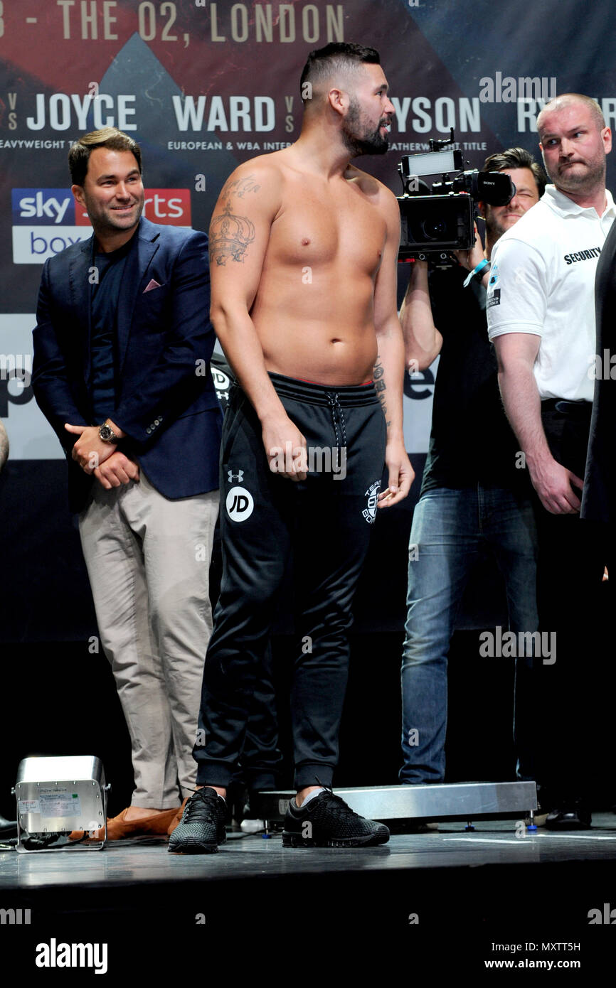 Pesage en avance sur la lutte des poids lourds le 5 mai 2018 entre Tony Bellew et David Haye à O2 à Londres d'Indigo. Avec : Tony Bellew Où : London, Royaume-Uni Quand : 04 mai 2018 Source : WENN.com Banque D'Images