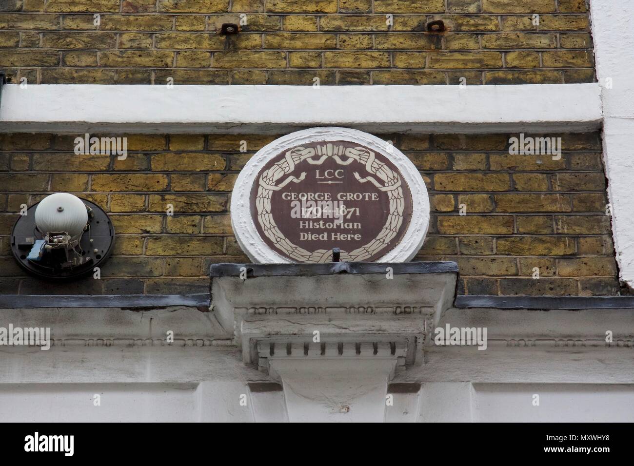 Plaque pour l'héritage anglais George Grote (1794-1871), un historien qui est mort à 12 Bond Street, Mayfair, London Banque D'Images