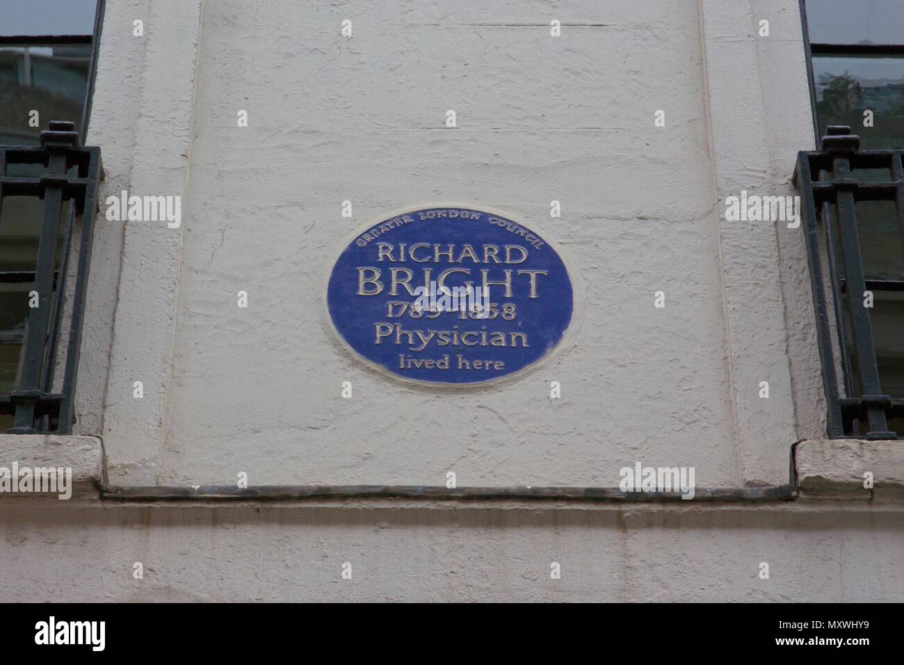 English Heritage blue plaque pour Richard Bright (1789-1858), un médecin qui a vécu à 11 Bond Street, Mayfair, London Banque D'Images