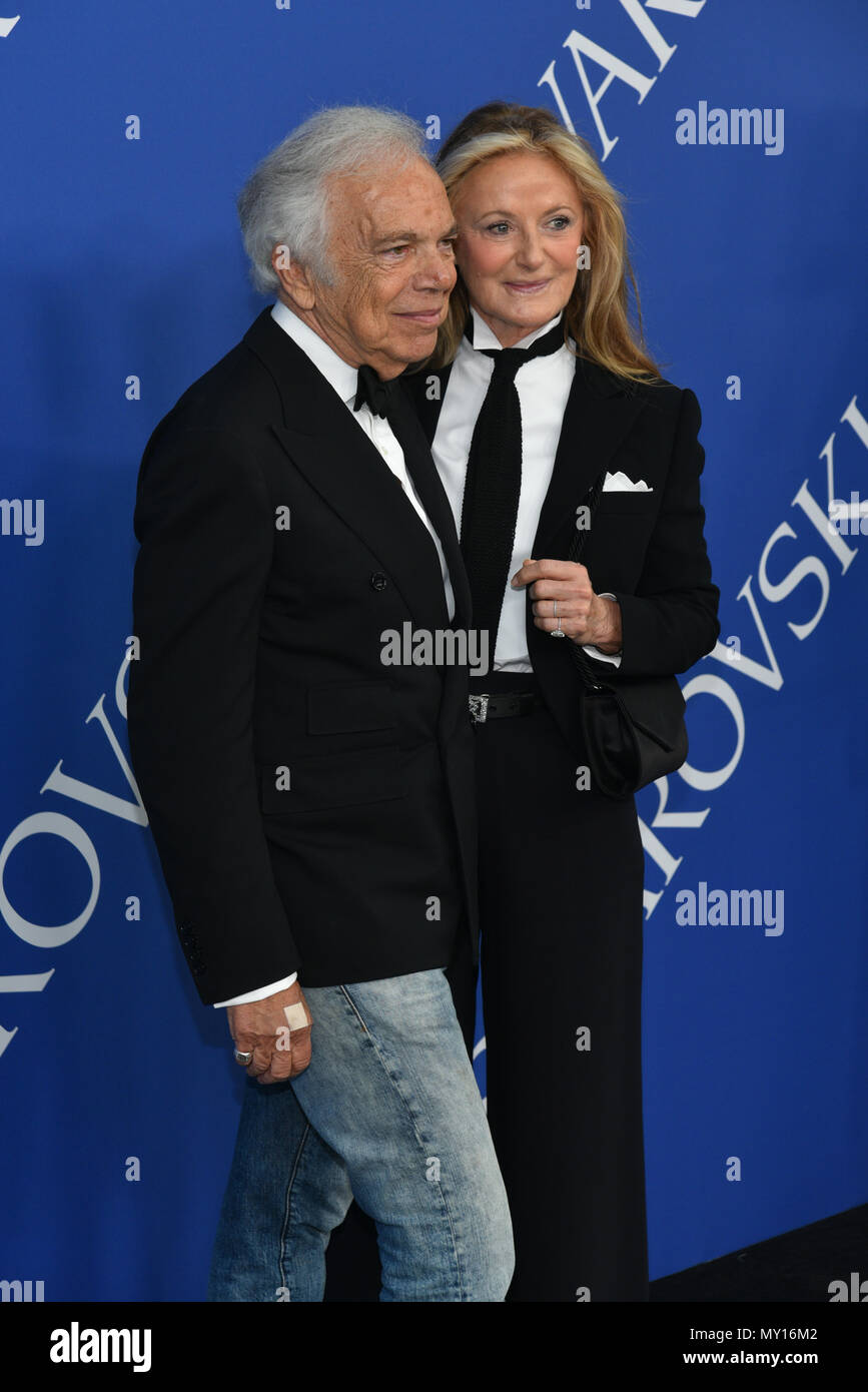 New York, USA. 4 juin, 2018. Ralph Lauren et Ricky Anne Loew-Beer assiste à la CFDA Fashion Awards 2018 au Brooklyn Museum le 4 juin 2018 à New York. Crédit : Erik Pendzich/Alamy Live News Banque D'Images
