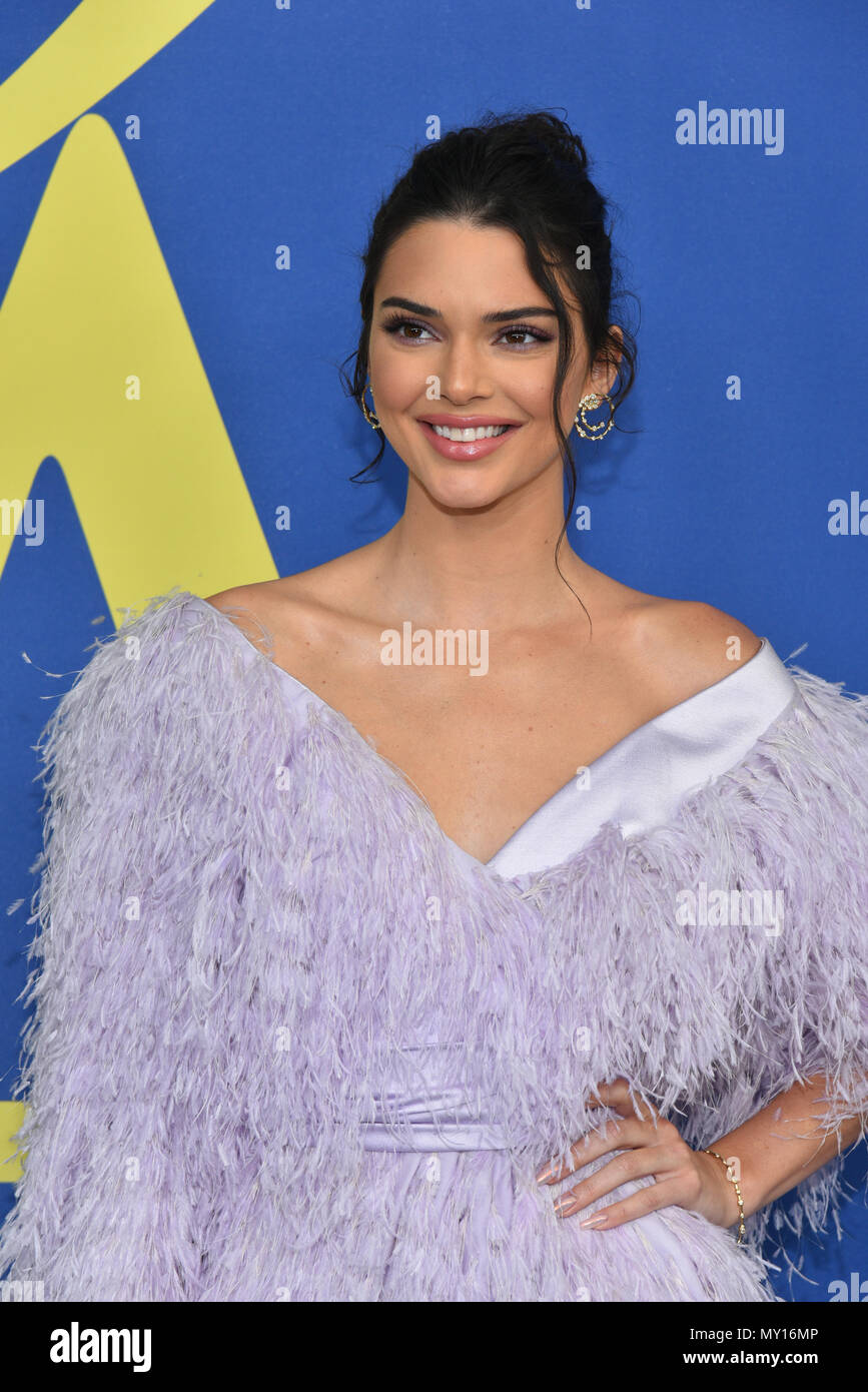 New York, USA. 4 juin, 2018. Kendall Jenner assiste à la CFDA Fashion Awards 2018 au Brooklyn Museum le 4 juin 2018 à New York. Crédit : Erik Pendzich/Alamy Live News Banque D'Images