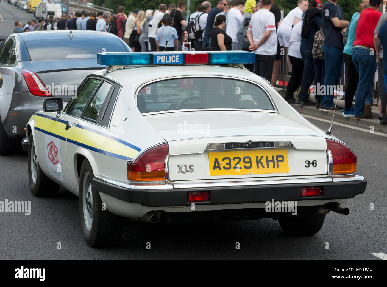 3.6 Jaguar XJ-S ancien voiture de police Banque D'Images