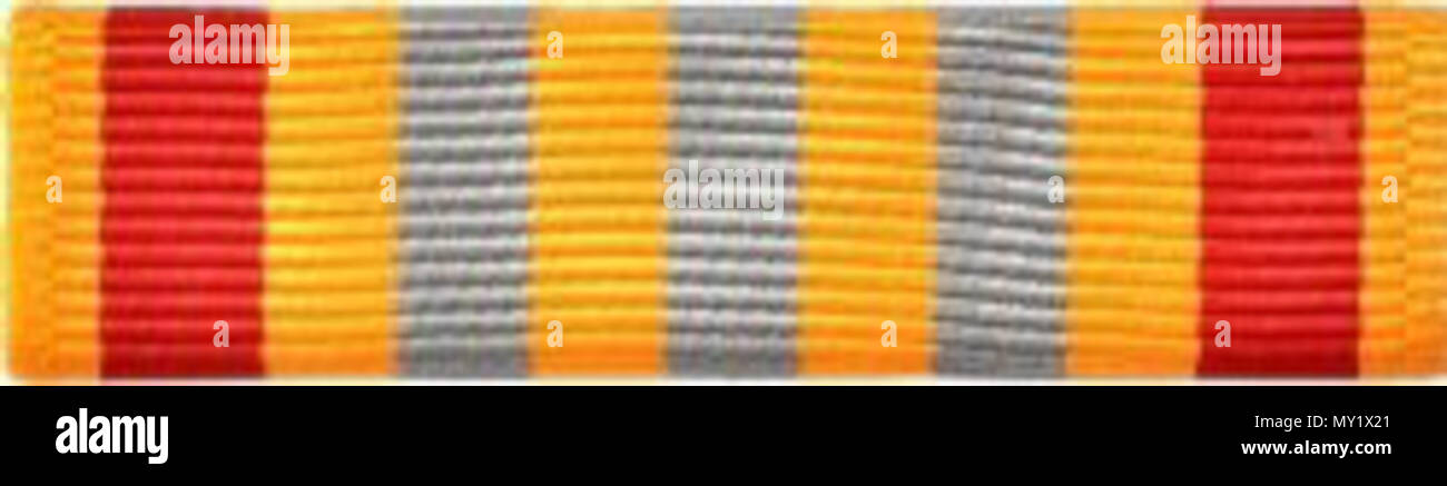 . Anglais : République du Vietnam Médaille d'honneur des Forces armées, First Class (Ruban) (Việt-Nam Cộng Hòa-Danh-Dự Bội-Tinh, Hạng Nhất) . 24 janvier 2014, 20:17:24. Même. 465 1stCL AFHM RVN Banque D'Images