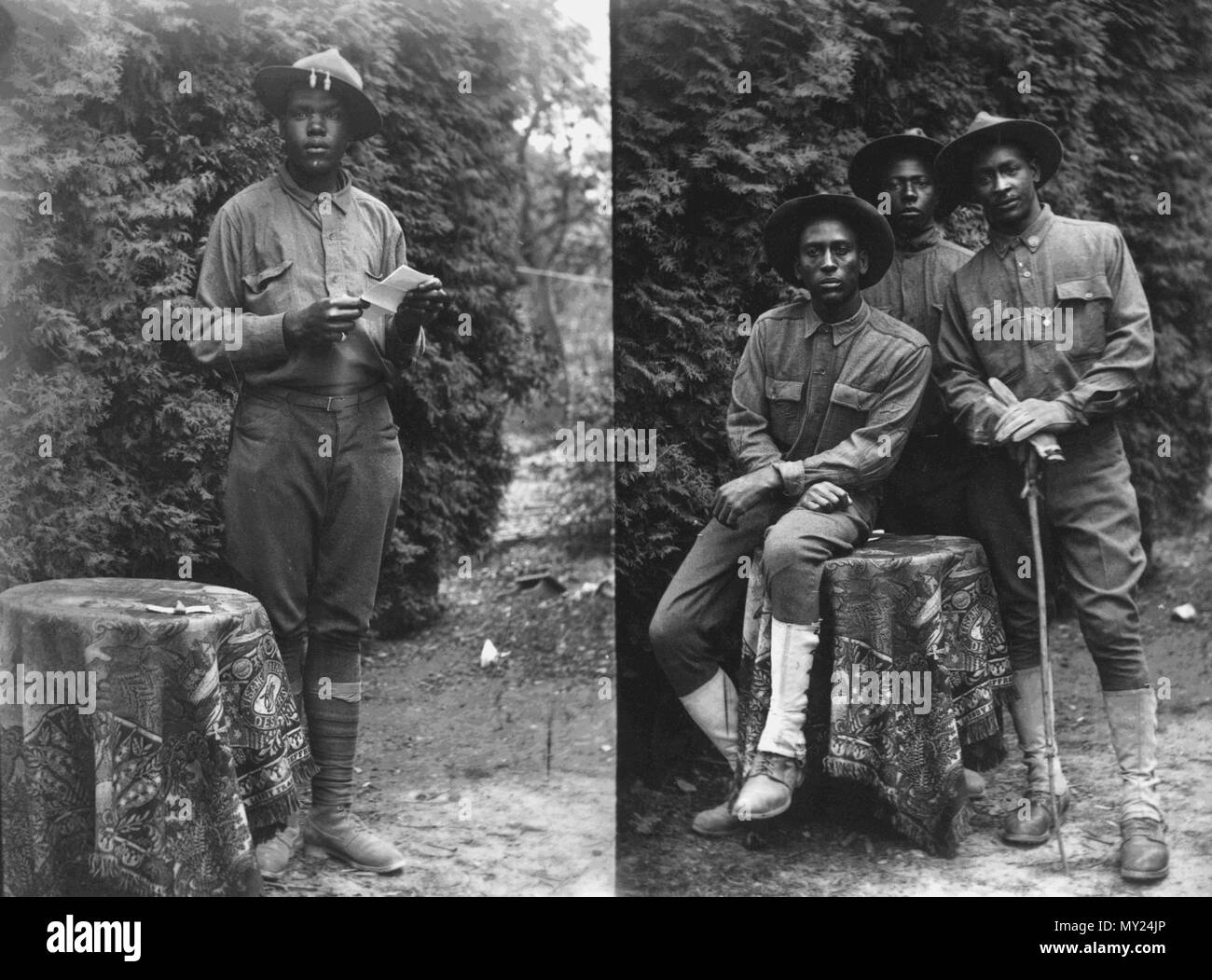 . English : Lucien Edmond, pharmacien et photographe à Grandvillars de 1905 à 1918 a photographié durant la guerre des soldats en cantonnement dans son village. Une centaine de ces clichés concernent des soldats du 370e Régiment (Infantery régiment de la 29e Division d'infanterie américaine en provenance de la région de Chicago). Fonds Lucien Edmond, cote 14 Fi. Archives départementales du Territoire-de-Belfort. 2 mars 2013, 21:07:37. Lucien Edmond 495 soldats du 370e Régiment Luciden Infantery (Edmond) Banque D'Images