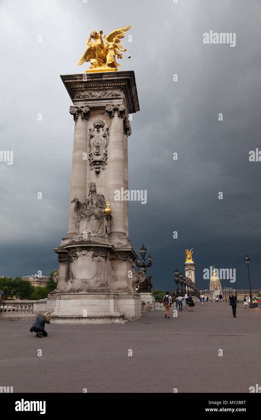 Pont Alexandre III pont, Paris, France, Europe. Banque D'Images