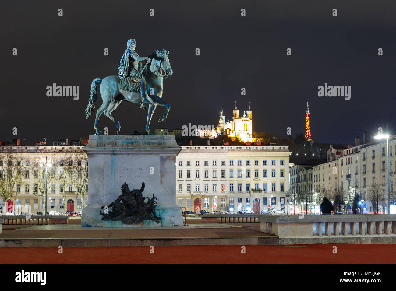 Nuit la nuit Place Bellecour, Lyon, France Banque D'Images