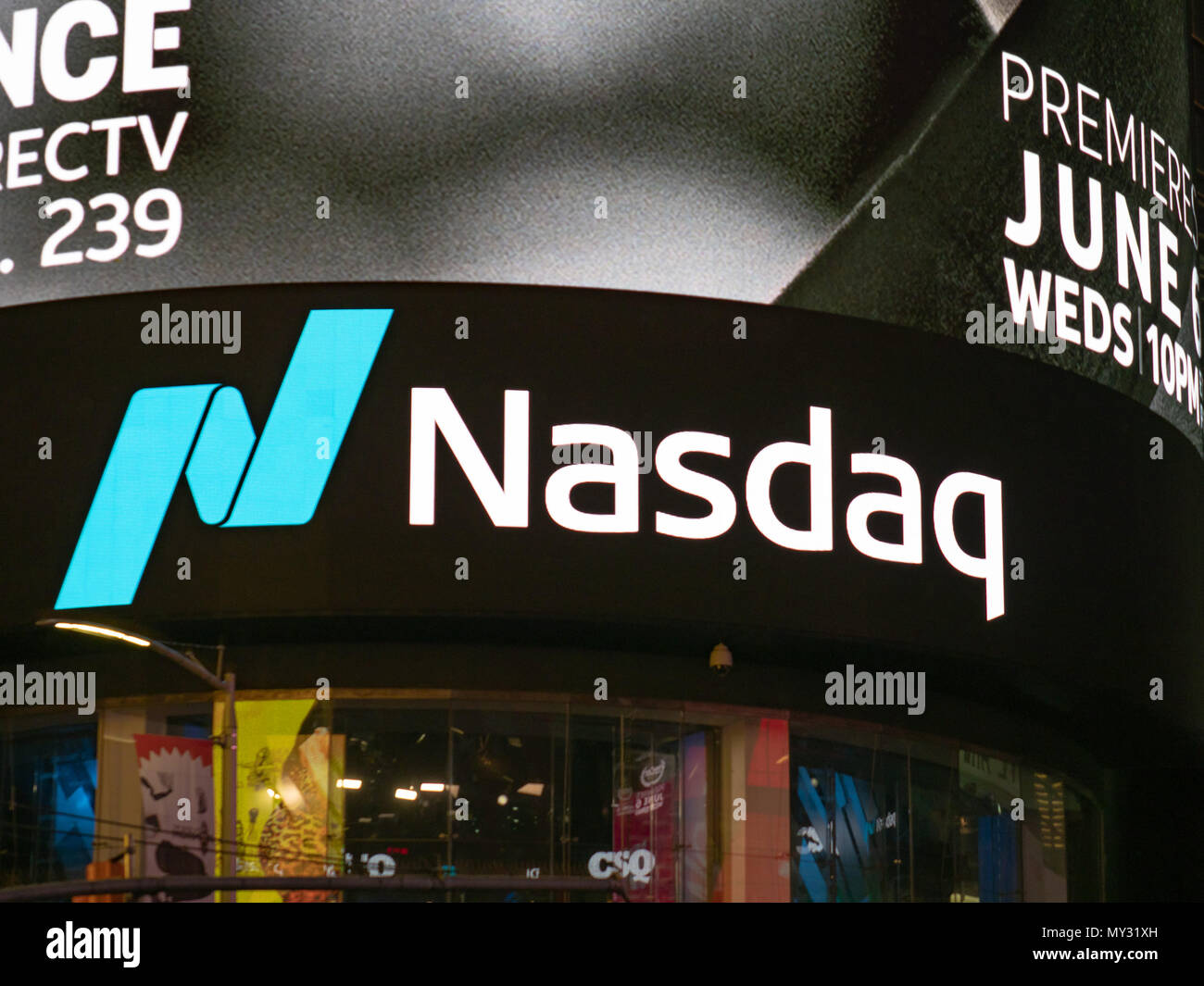 NEW YORK, NY - 16 MAI 2018 : NASDAQ MarketSite situé à Times Square. C'est la présence de marketing commercial le NASDAQ Stock Market Banque D'Images