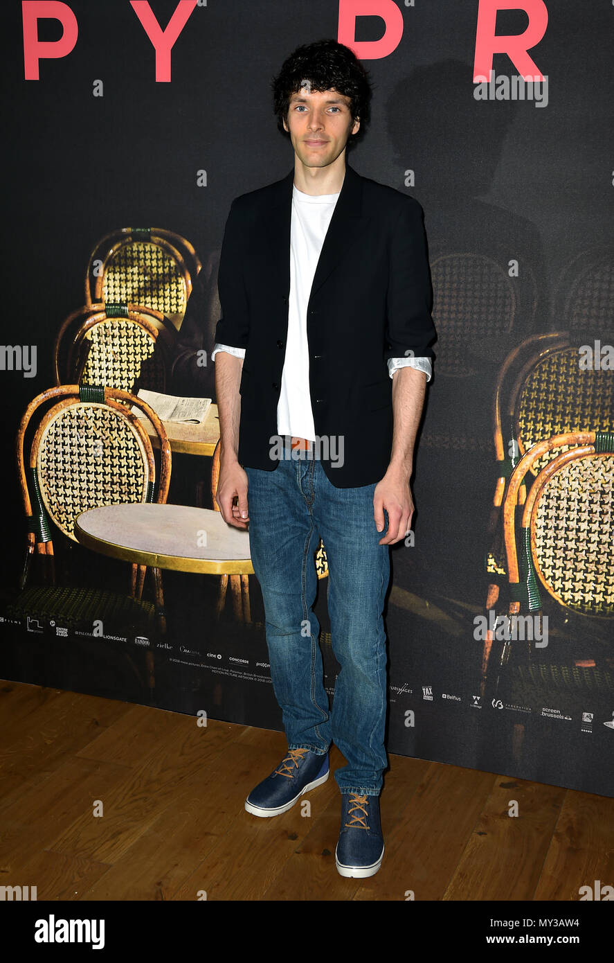 Colin Morgan participant à la Happy Prince Premiere tenue à vue West End, Leicester Square, Londres. Banque D'Images