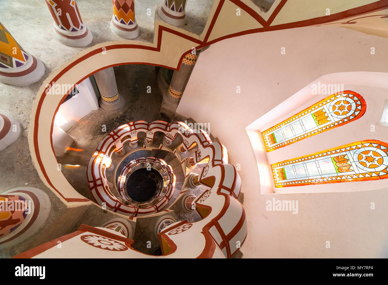 SZEKESFEHERVAR, HONGRIE - 25 Avril 2018 : Intérieur de Bory Var château á Szekesfehervar, Hongrie Banque D'Images