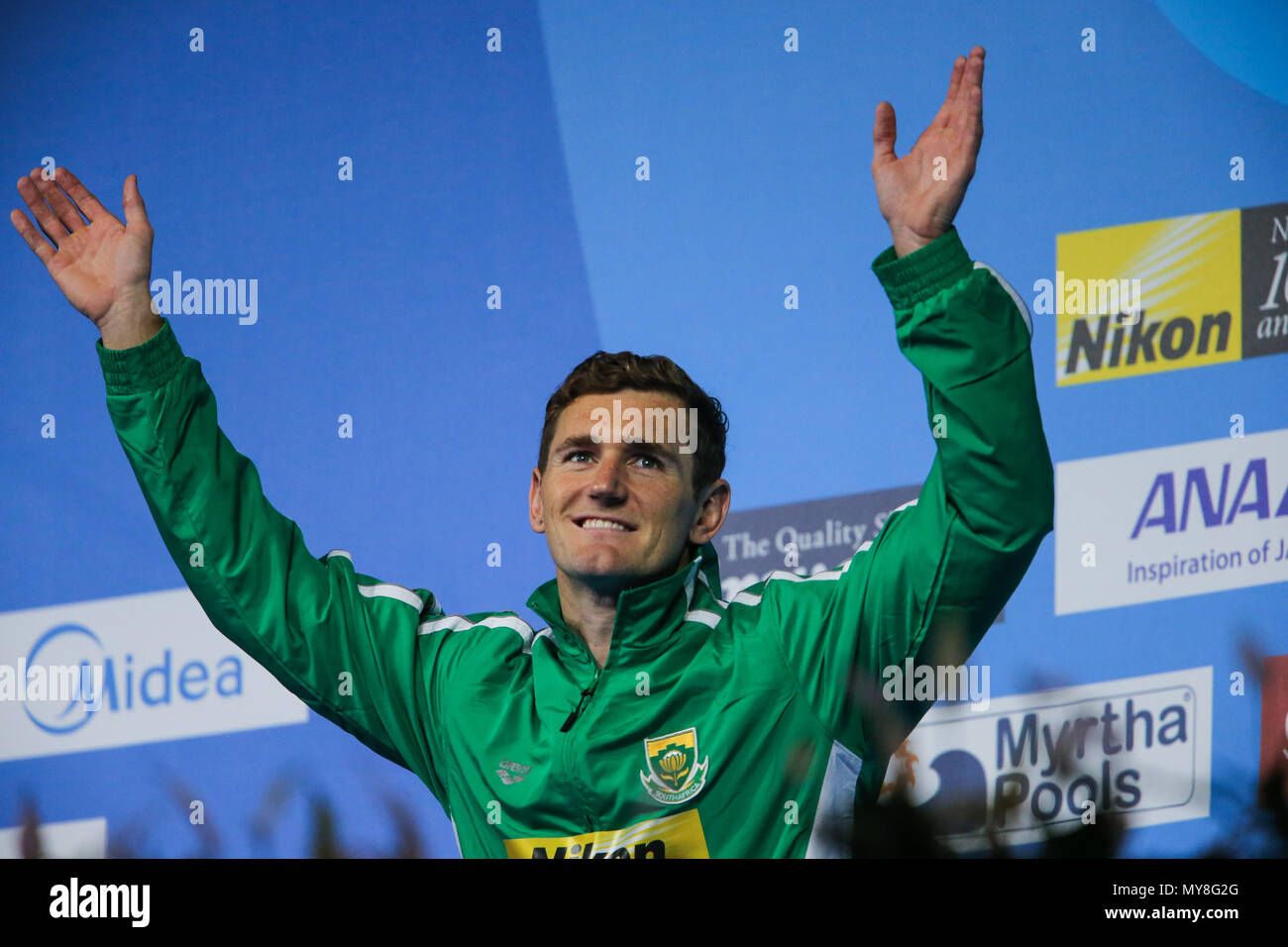 BUDAPEST, HONGRIE - 26 juillet : Cameron van der Burgh d'Afrique du Sud au cours de la cérémonie de la victoire pour la mens 50m breastroke durant la journée 13 de la du Monde de la FINA à Duna Arena le 26 juillet 2017 à Budapest, Hongrie. (Photo de Roger/Sedres ImageSA/Gallo Images) Banque D'Images