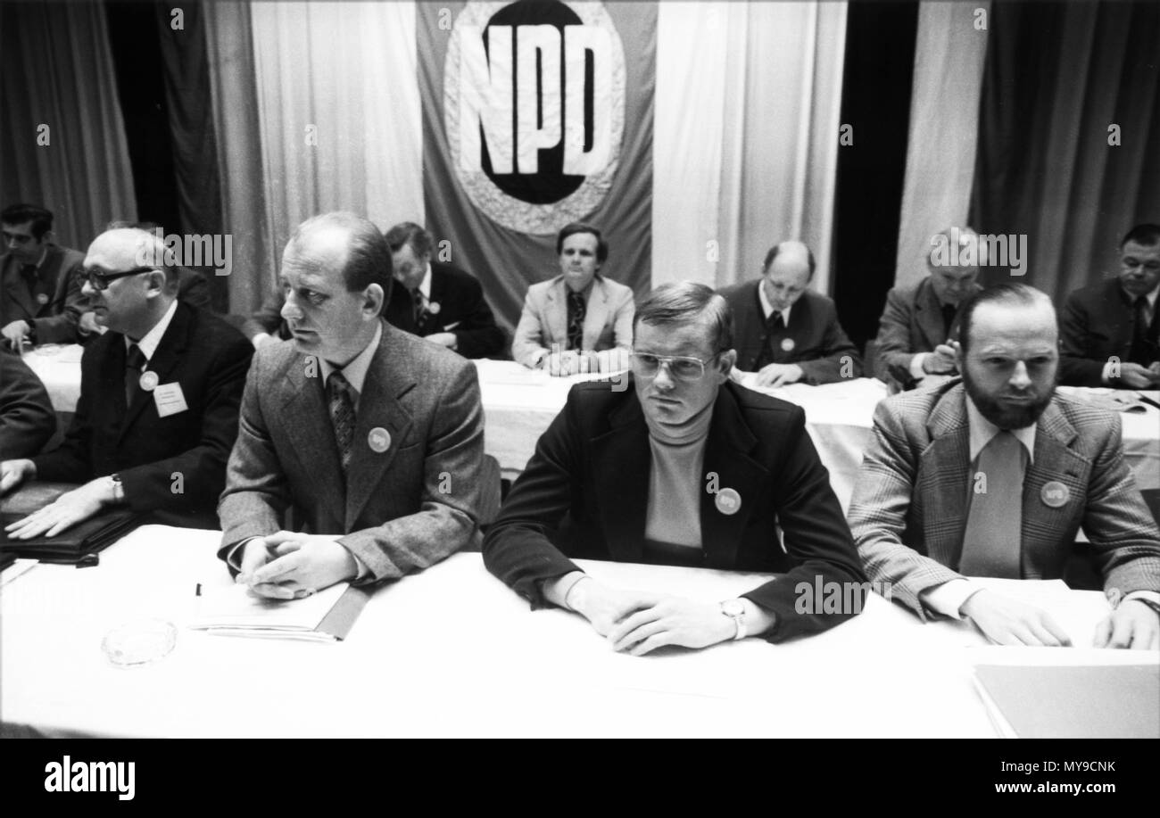 La conférence du parti de l'aile droite du Parti national démocratique radical de l'Allemagne (NPD) le 14 novembre 1976 à Frankfurt am Main. Dans le monde d'utilisation | Banque D'Images