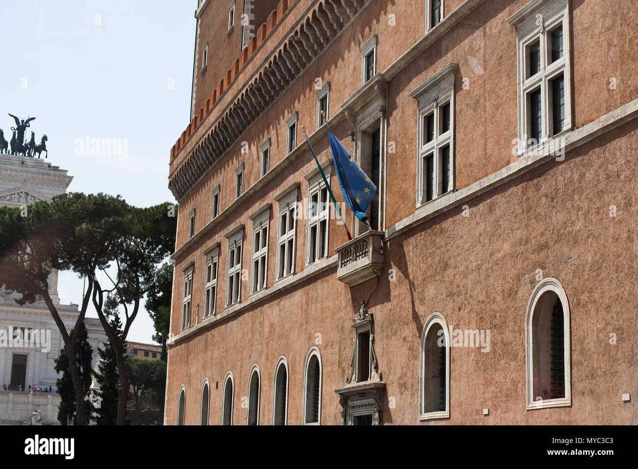 10 mai 2016- Rome, Italie : Le célèbre balcon où Adolf Hitler et Mussolini rendu célèbre discours au Musée National du Palais de Venise Banque D'Images