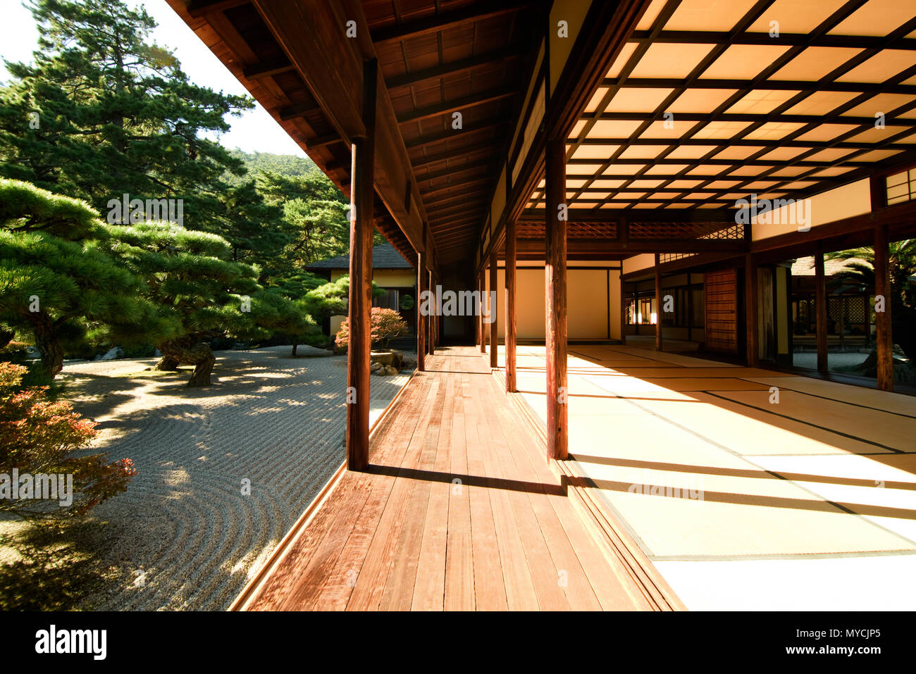 Ancienne maison de thé japonaise et royal garden Banque D'Images