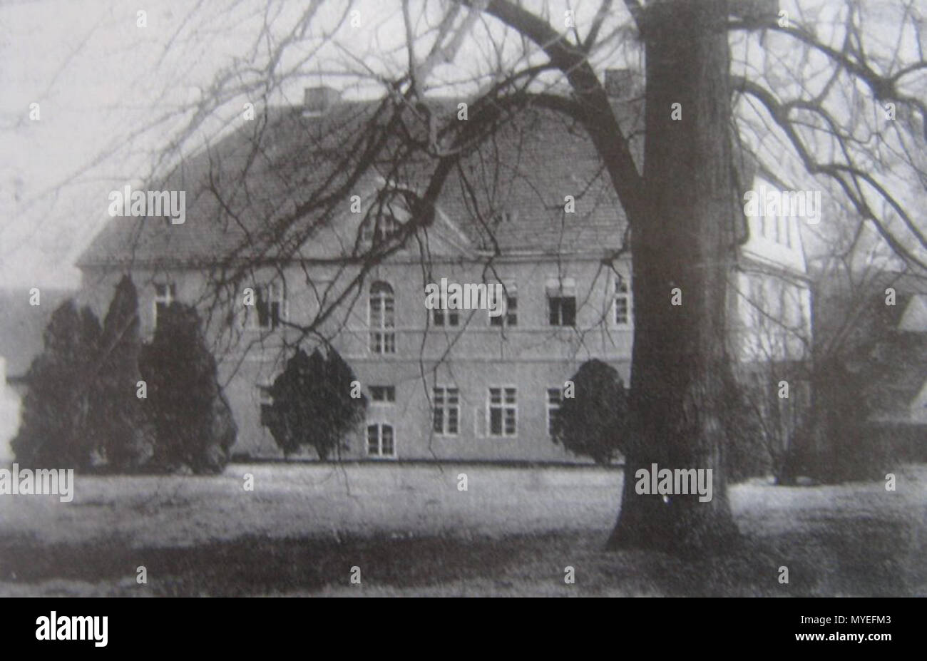 . English : Manoir de Kunsdorf en Silésie. Podlésie depuis 1945. 7 janvier 2007, 13:44:29. 1920-l'inconnu  + de 70 ans 11 1920-kunsdorf podlesie Banque D'Images