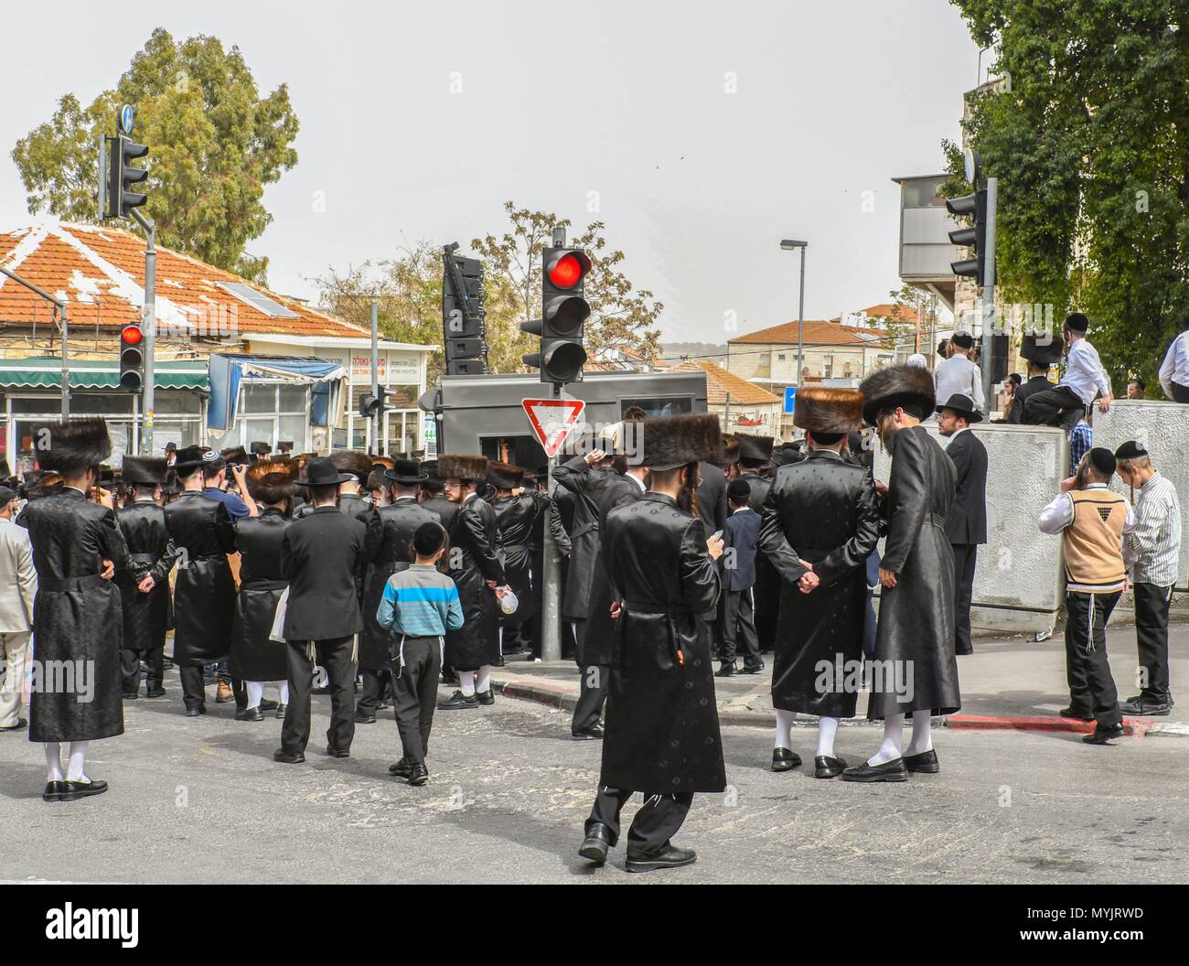 Rassemblement des juifs Mea Shearim à Jérusalem., 5 avril 2018 | dans le monde entier Banque D'Images