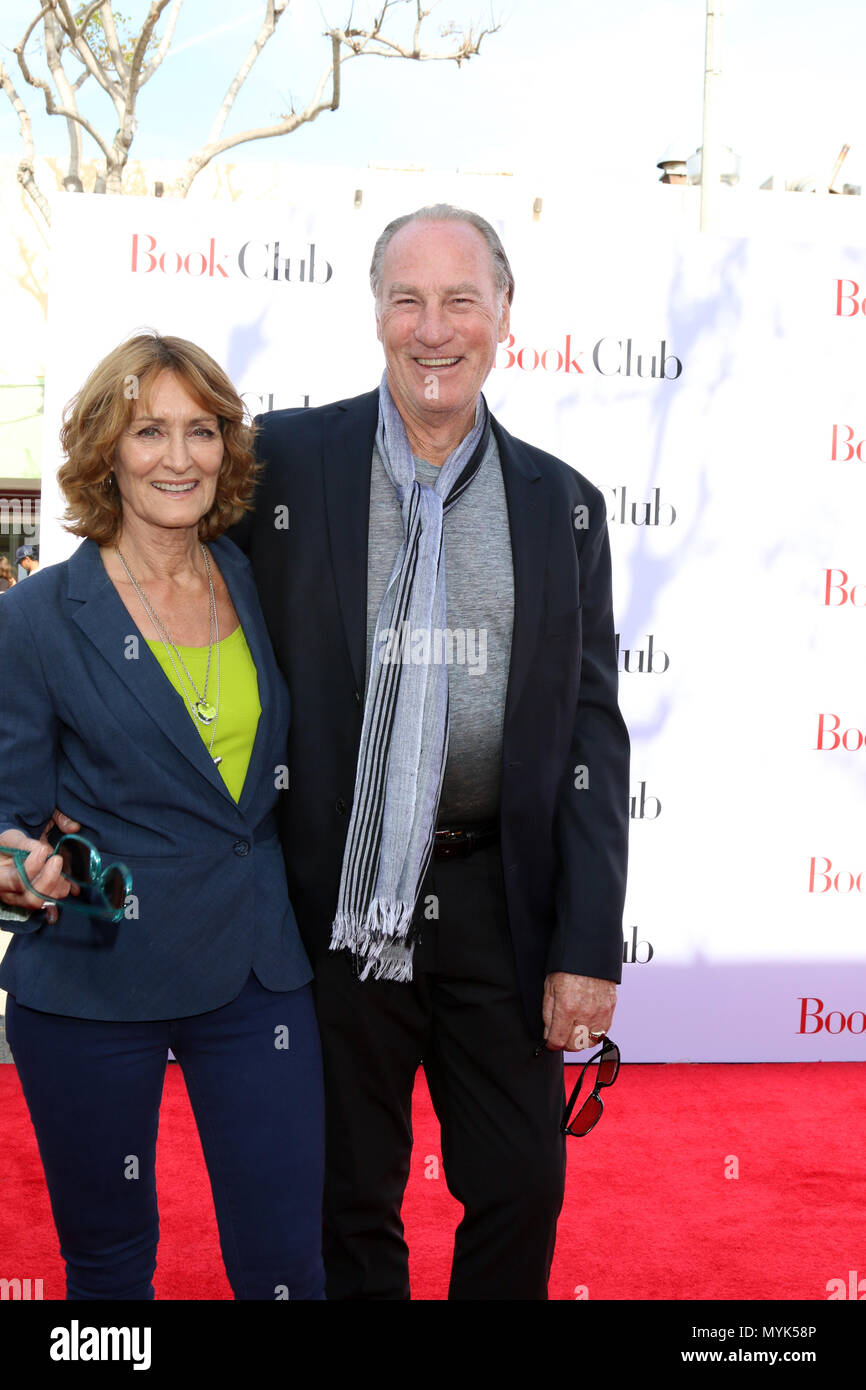 Livre 'Club' la première au Village Theatre Le 6 mai 2018 à Westwood, CA Cook-Nelson avec : Doria, Craig T Nelson Où : Westwood, California, United States Quand : 07 mai 2018 Credit : Nicky Nelson/WENN.com Banque D'Images