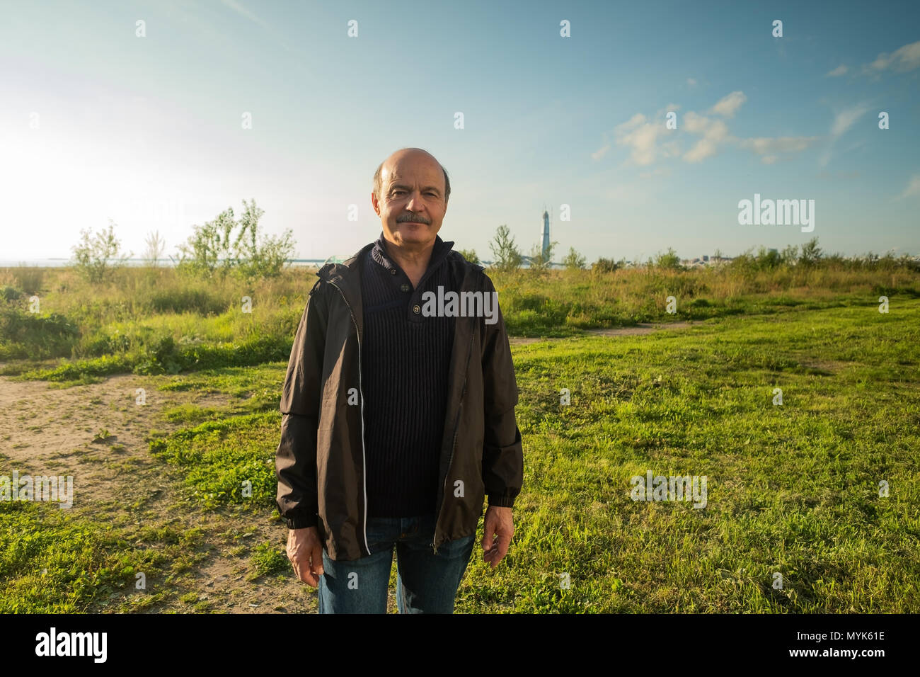Portrait of a senior man outdoors Banque D'Images