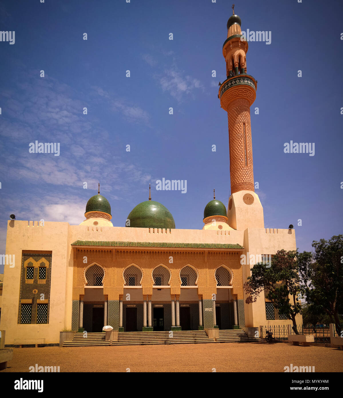 Vue extérieure de la Grande Mosquée de Niamey, financé avec le moneyi, Niamey, Niger Banque D'Images
