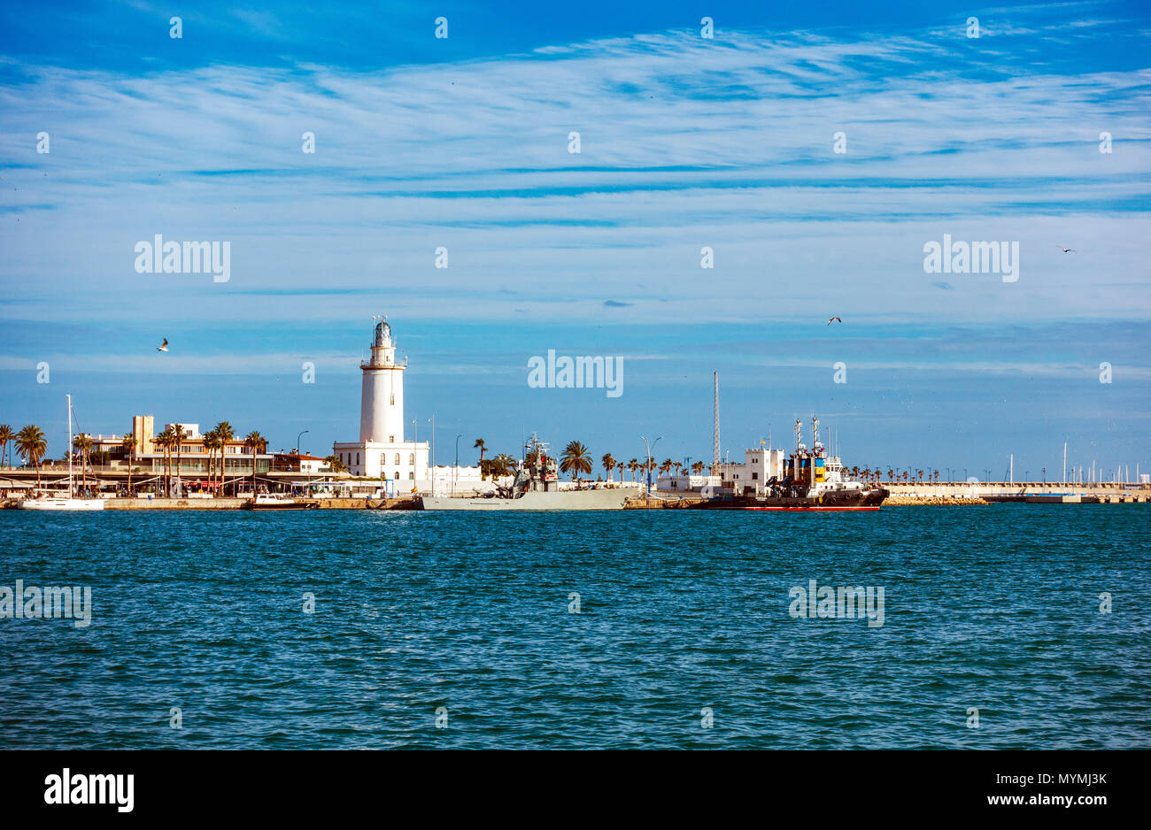 Le Port de Malaga est un port maritime international situé dans la ville de Malaga, dans le sud de l'Espagne, sur la Costa del Sol côte de la Méditerranée. Banque D'Images