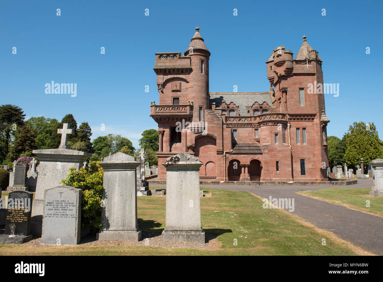 Patrick Allan Fraser la chapelle mortuaire de la famille et de l'Ouest mausolée, cimetière, Arbroath, Angus, Scotland. Banque D'Images